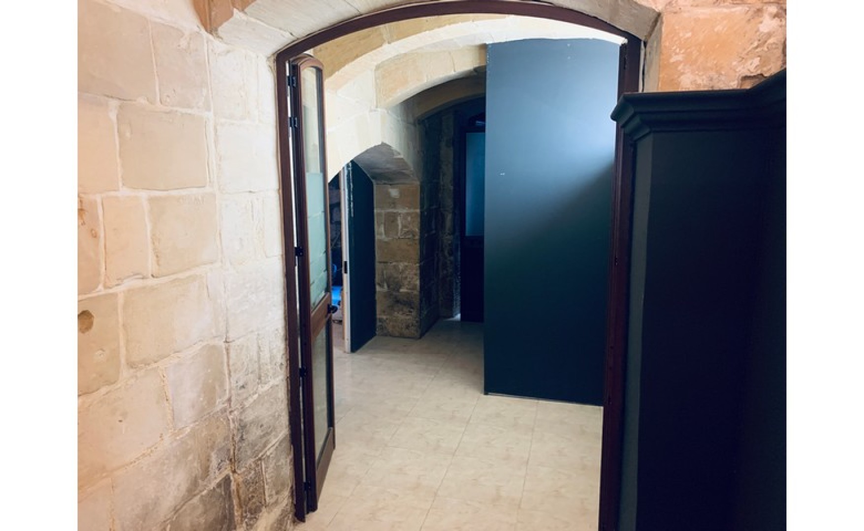 Estate agents Malta: Valletta Wine Bar
