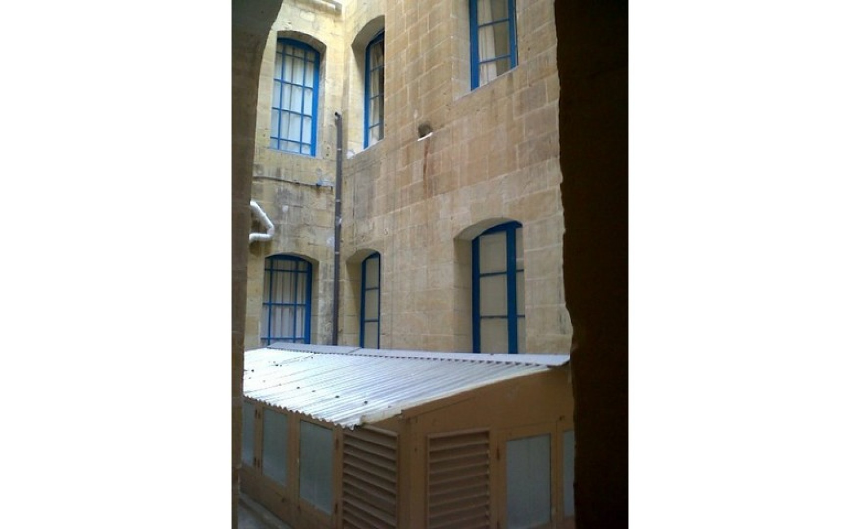 Estate agents Malta: x18 one bedroom apartments for rent in Valletta