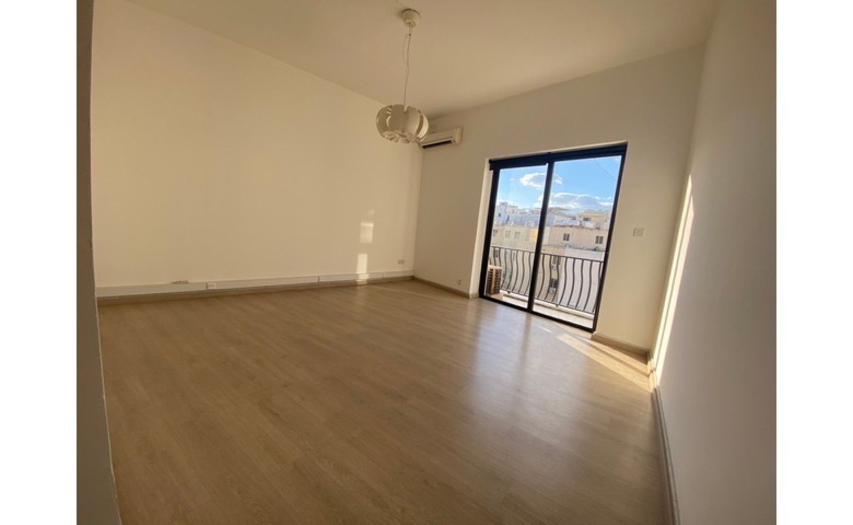 Office space for rent in Sliema that consists of 400 sqm