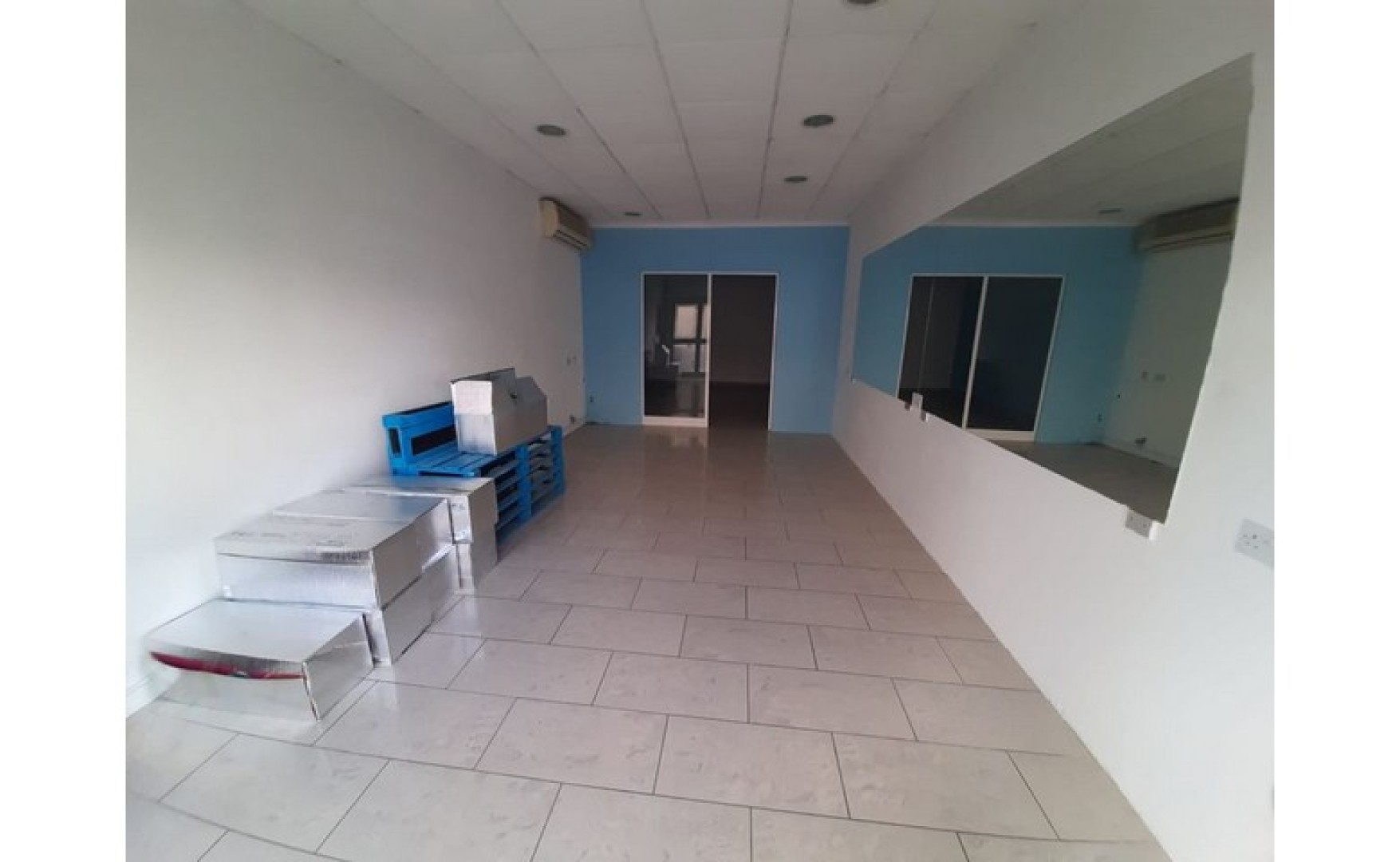 Shops for rent in Malta: 35sqm commercial premises in Mosta