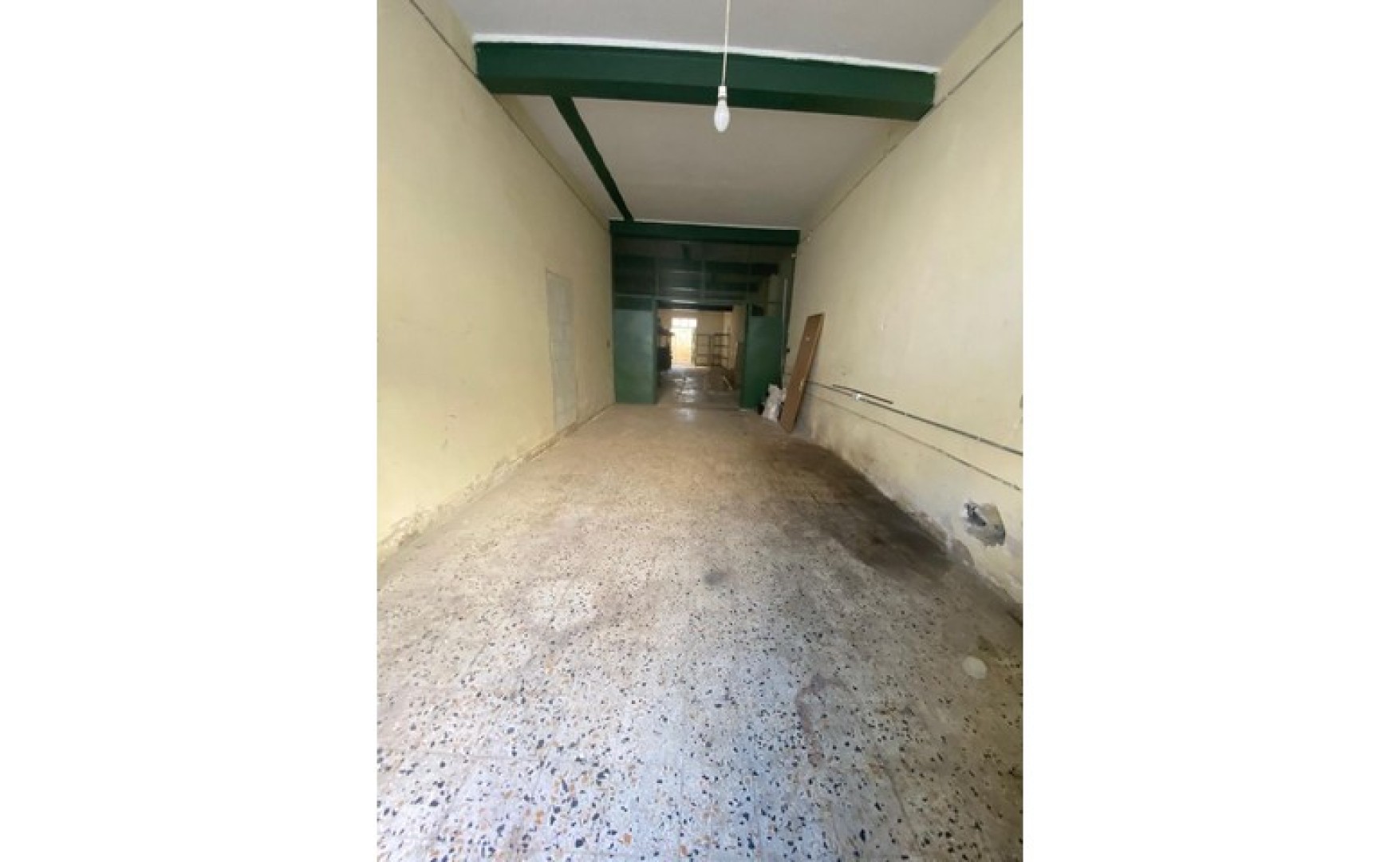 Shops for rent in Malta: Birkirkara 188sqm commercial premises