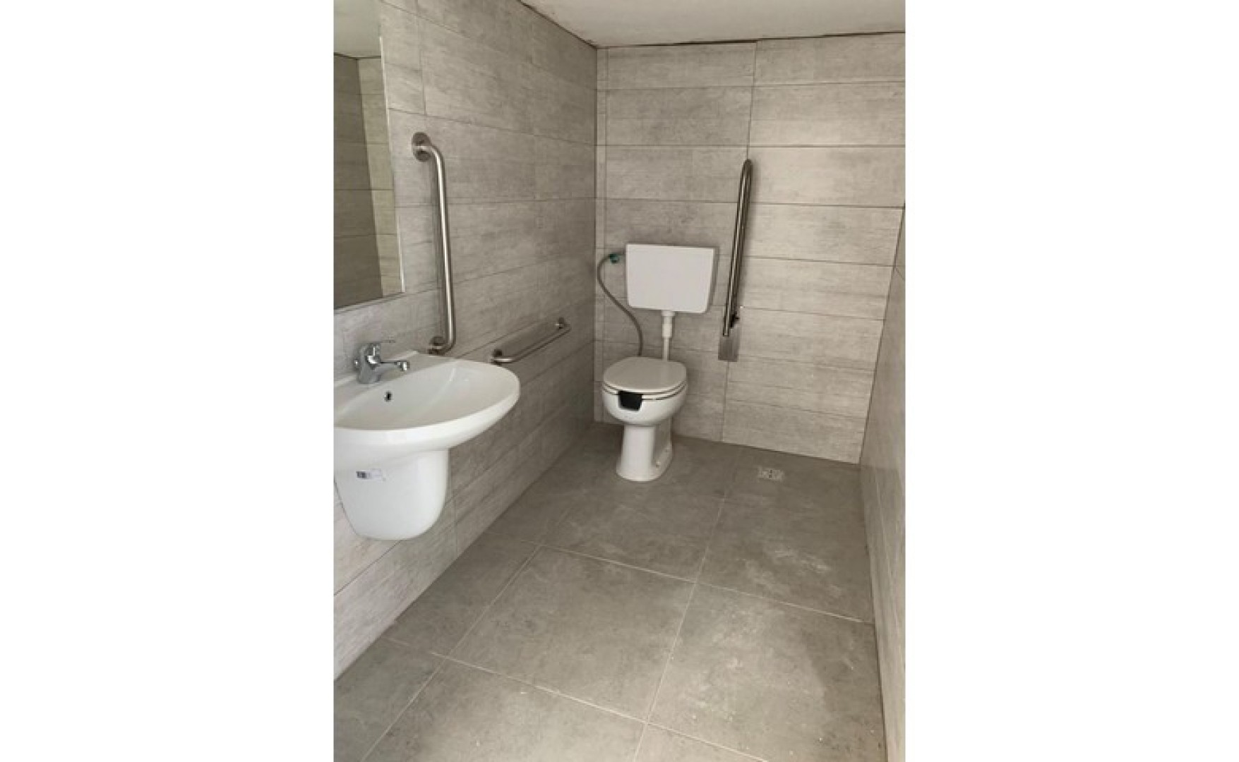 Shops for rent in Malta: 157sqm commercial premises to let in Naxxar