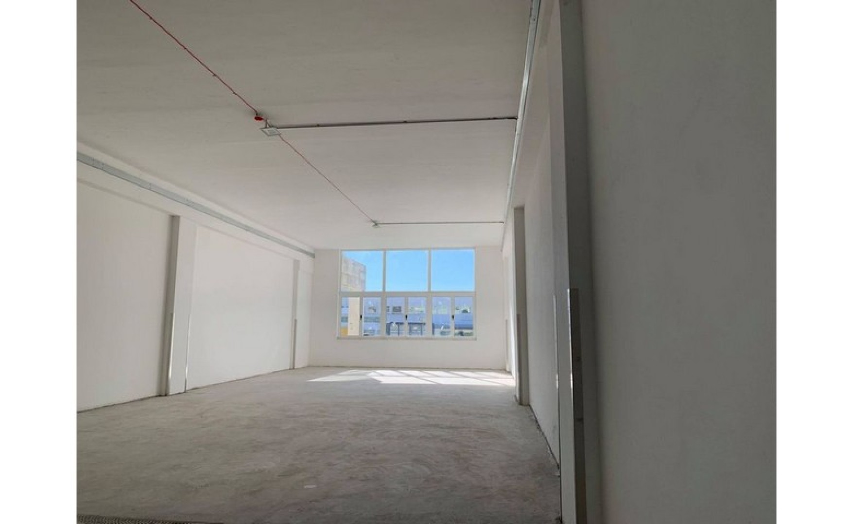 Shops for rent in Malta: 157sqm commercial premises to let in Naxxar