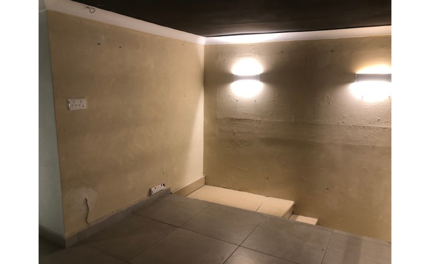 Shop to let Malta: Sliema 36sqm commercial premises for rent in Bisazza street