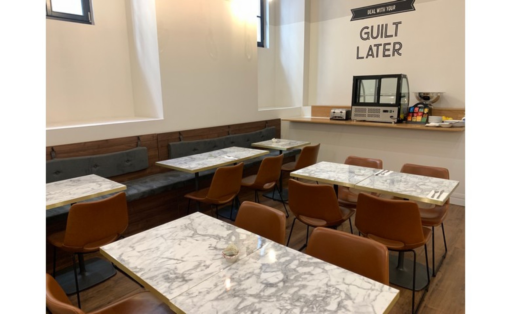 Restaurant to Let Malta: Nice Corner Restaurant located in Valetta