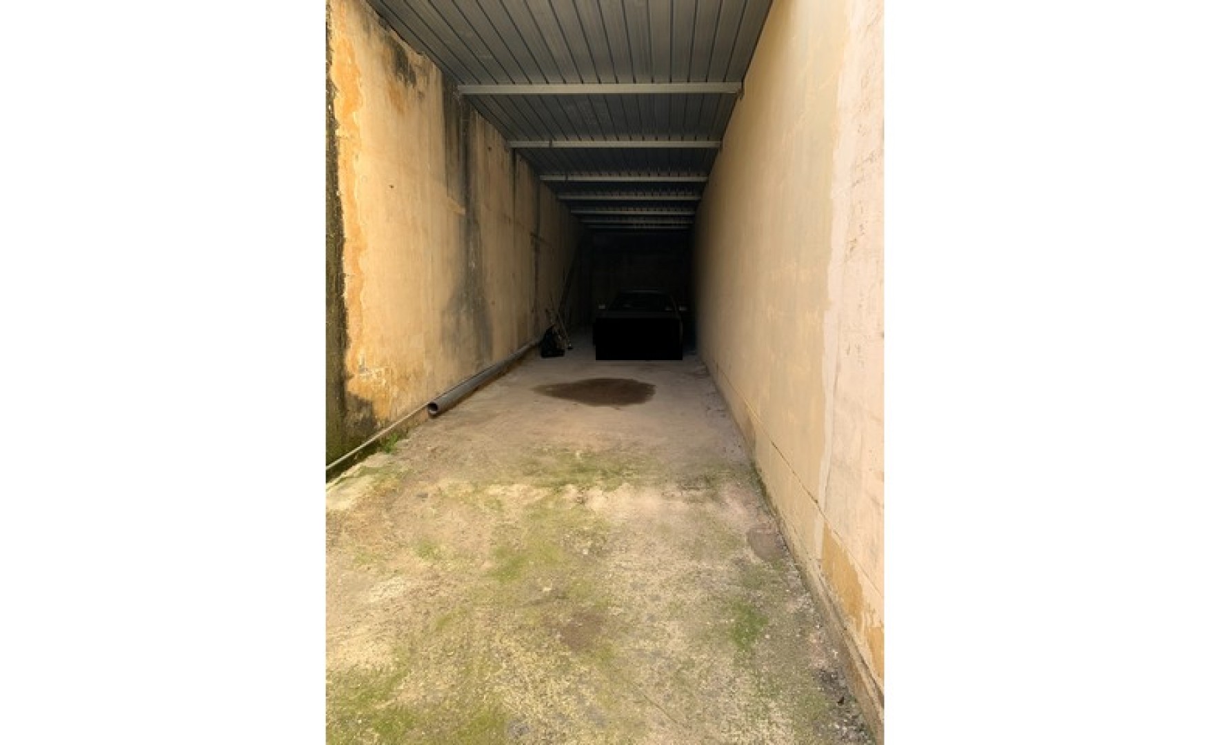 Malta real estate: Naxxar warehouse for rent with an area of 350sqm