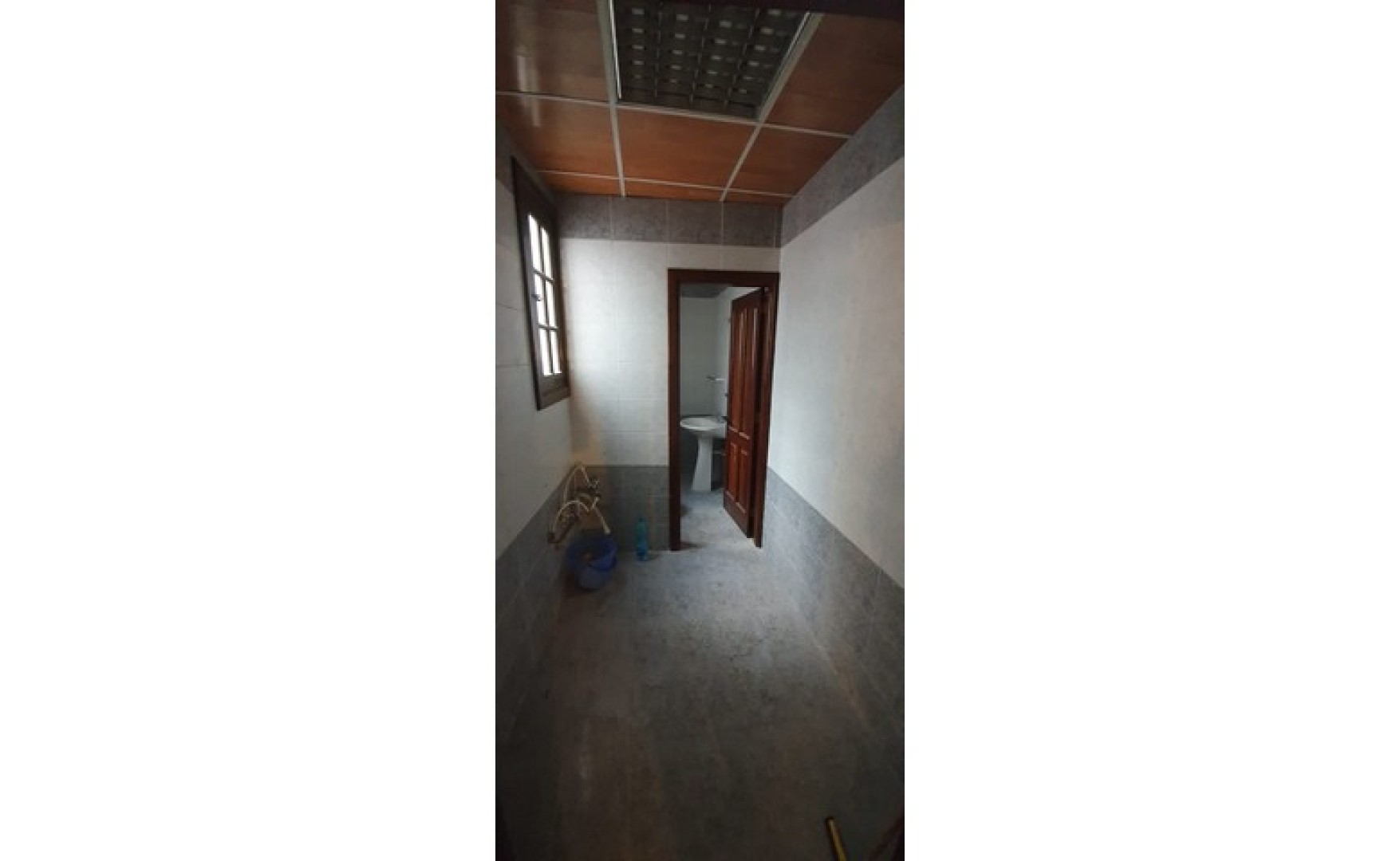 Malta real estate: 220sqm Shop in Mosta to let
