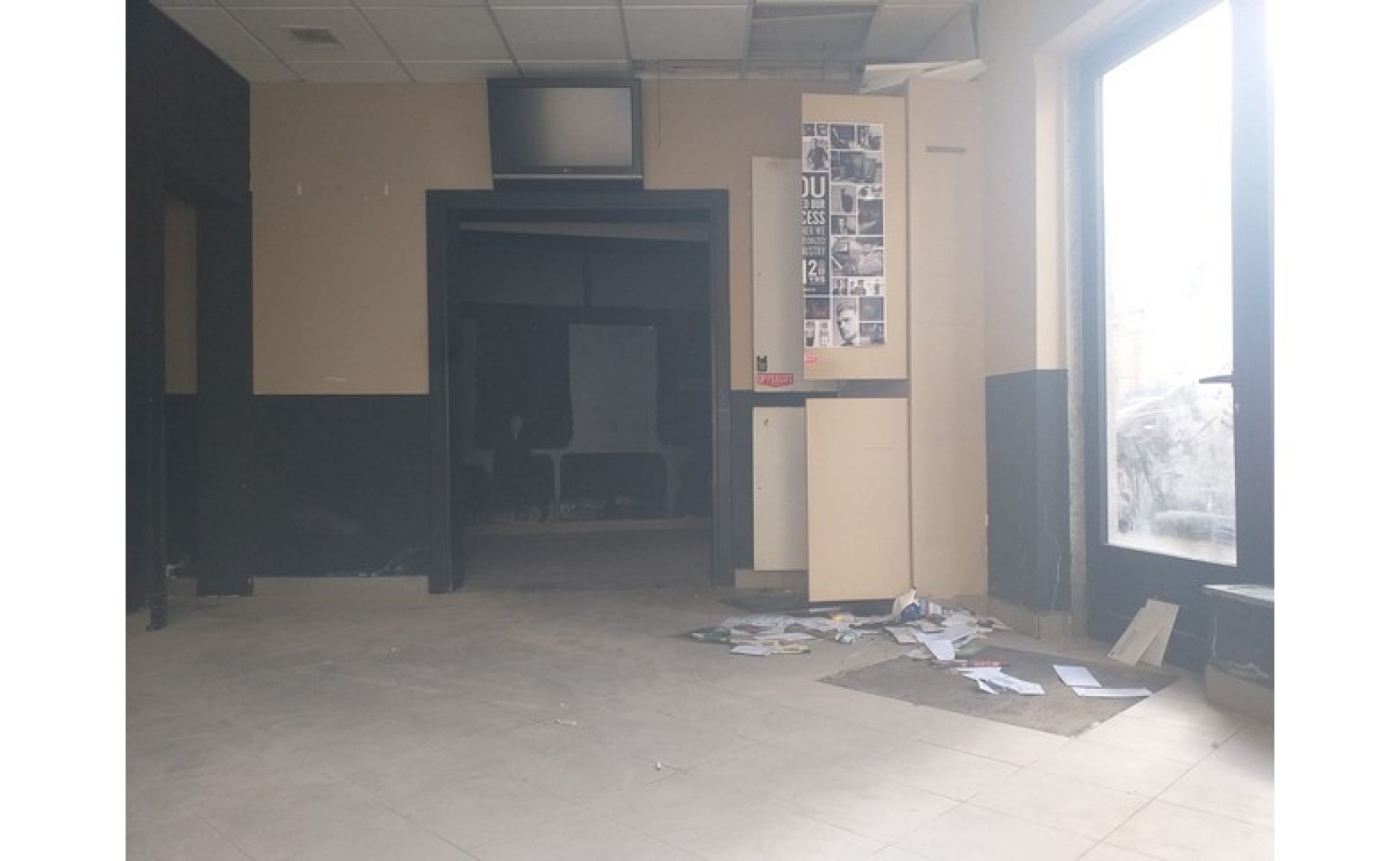 Shops for rent in Malta: Corner 4B Commercial premises for rent in Sliema