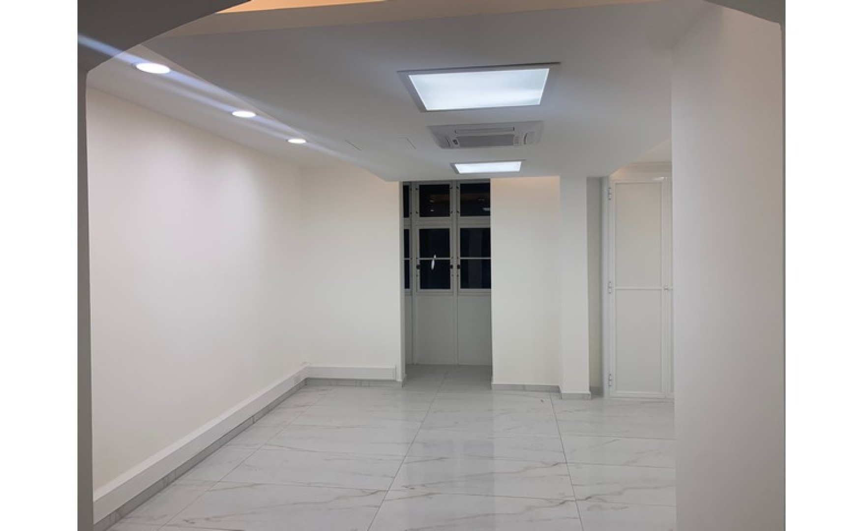 Office / shop in Valletta with an area of 175sqm