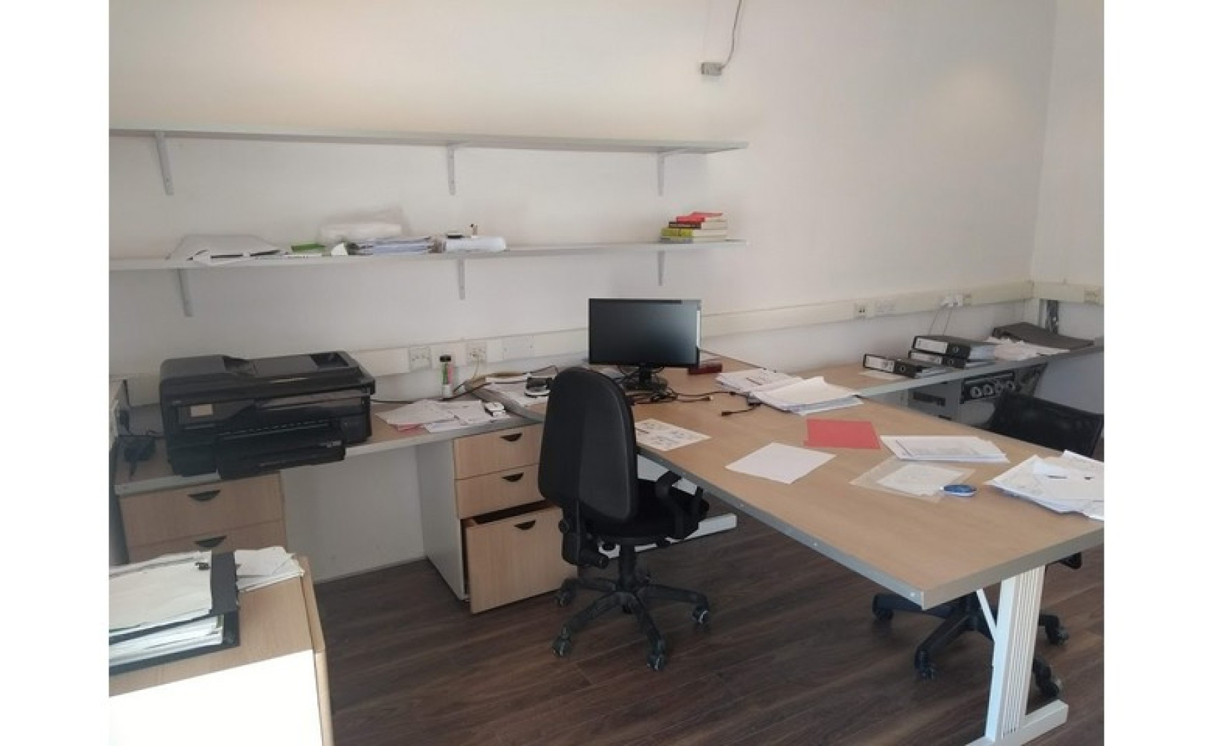 Office to let Malta: Pieta penthouse office for rent with an area of 40sqm