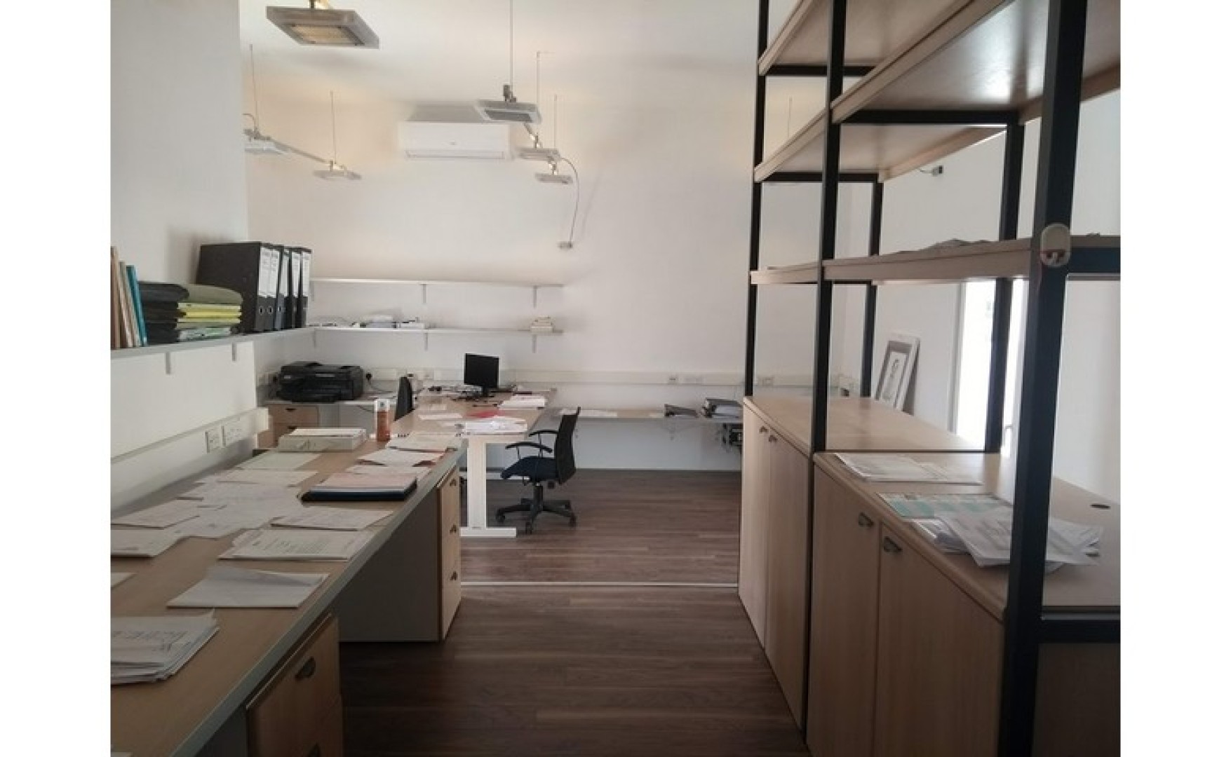 Office to let Malta: Pieta penthouse office for rent with an area of 40sqm