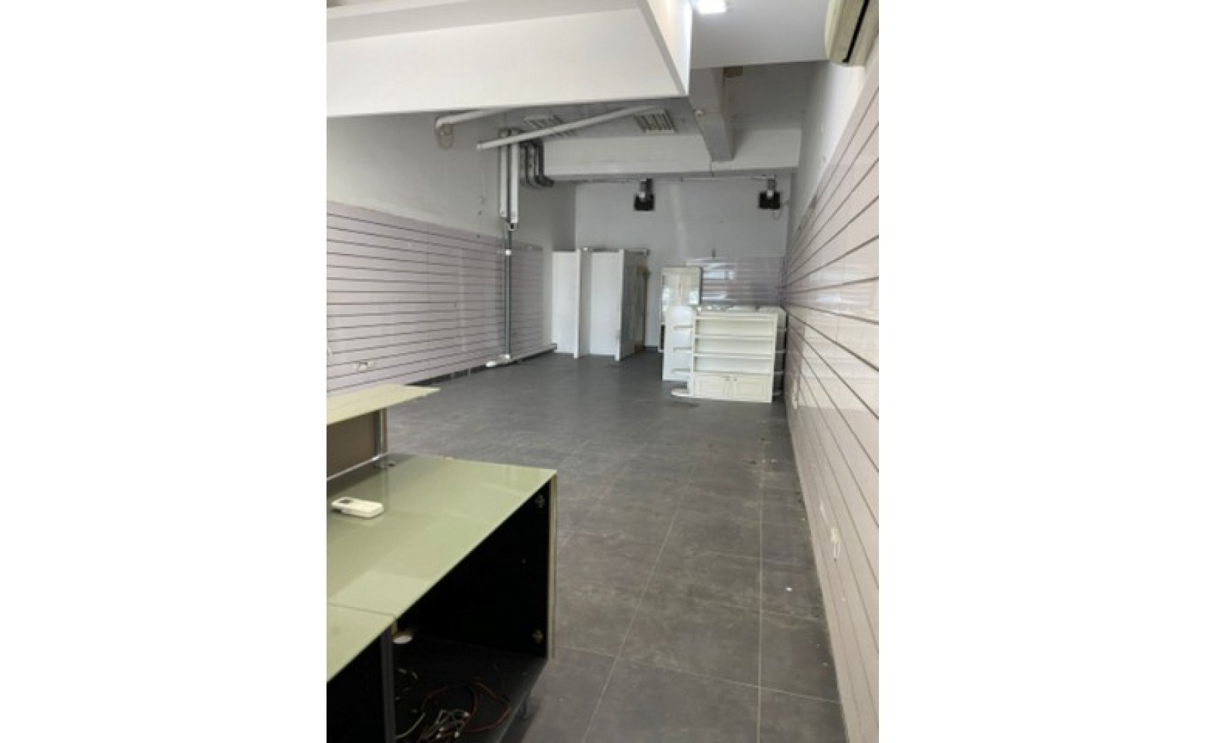 Real estate Malta: Sliema office / shop for rent with an area of 145sqm