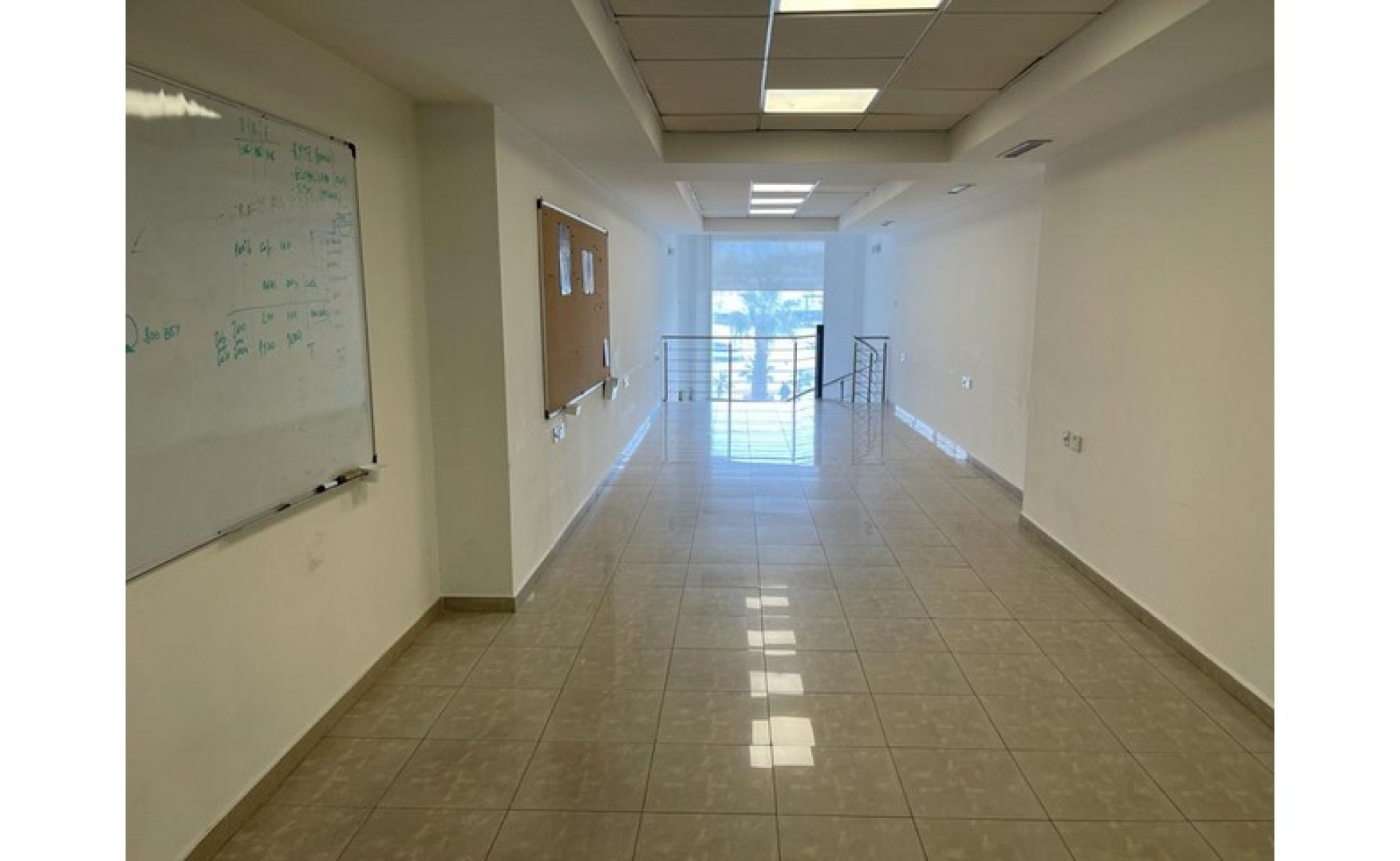 Office to let in Malta: 110sqm Duplex office in Gzira on the ground and 1st floor