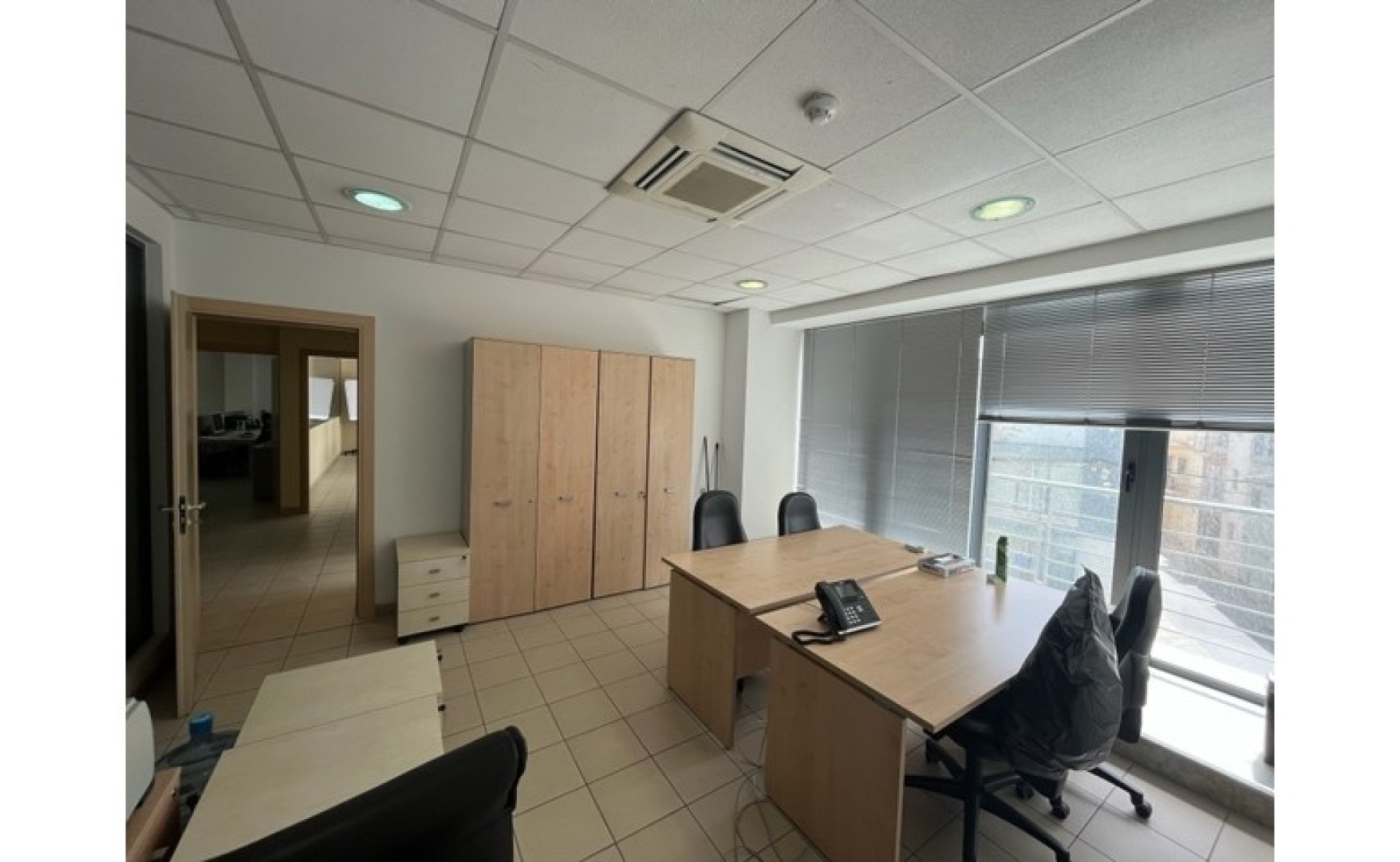 Office for rent in Mosta 300sqm with parking