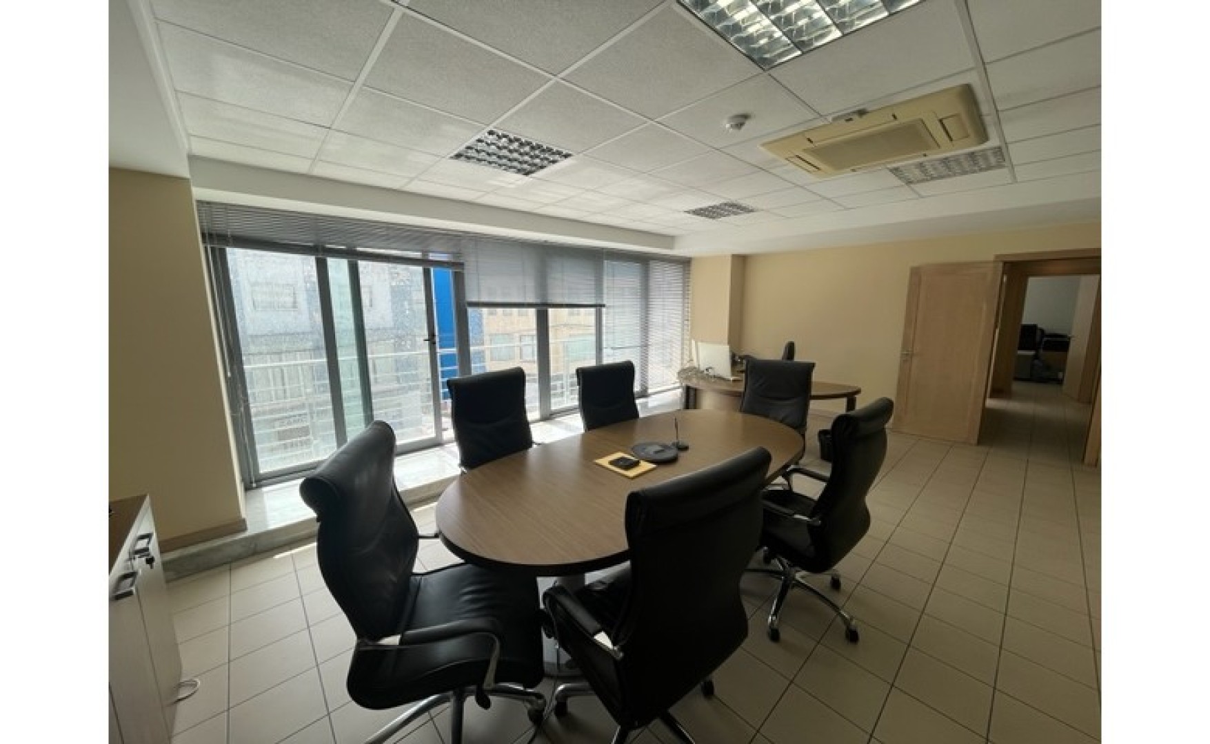 Office for rent in Mosta 300sqm with parking