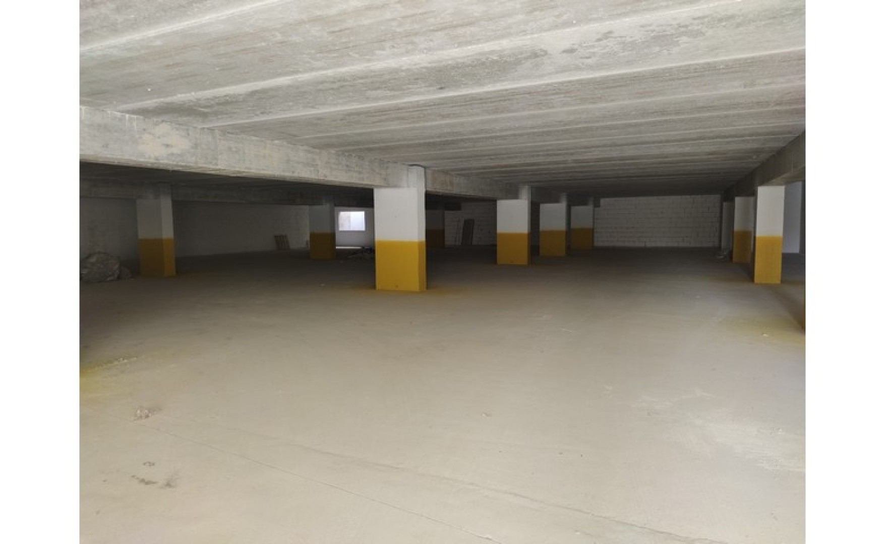 Offices for rent in Malta: 305sqm commercial premises for rent in Zebbug