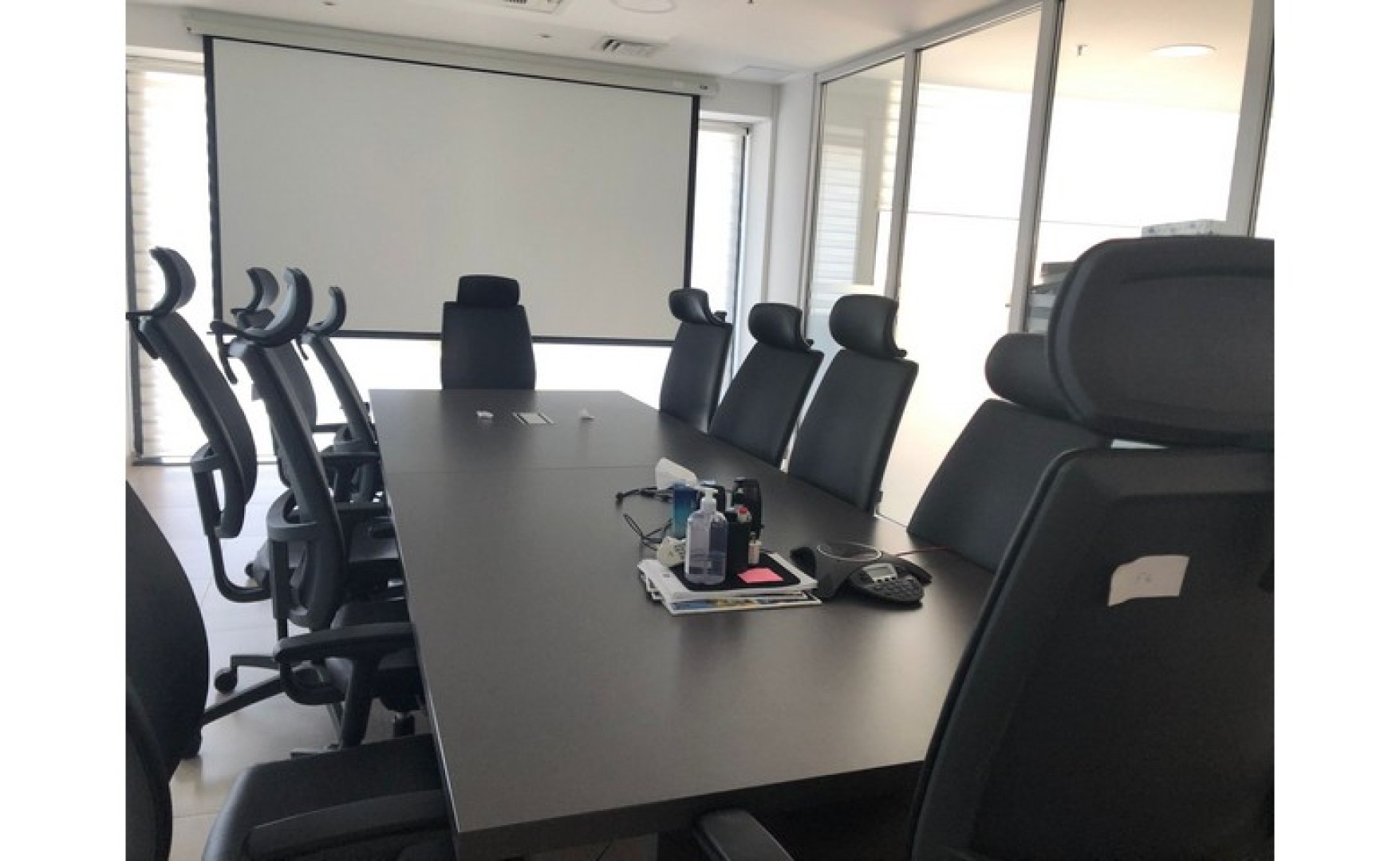 Sliema 783 sqm Office for rent ready to move into right on the seafront