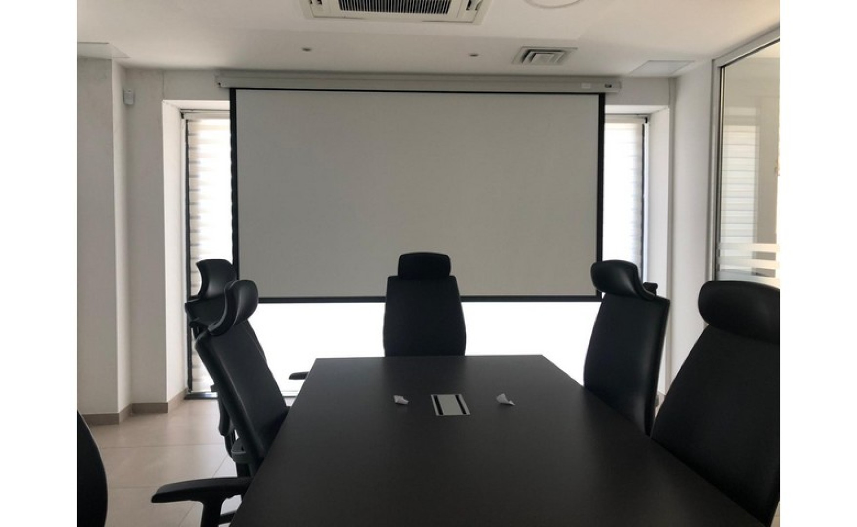 Sliema 783 sqm Office for rent ready to move into right on the seafront
