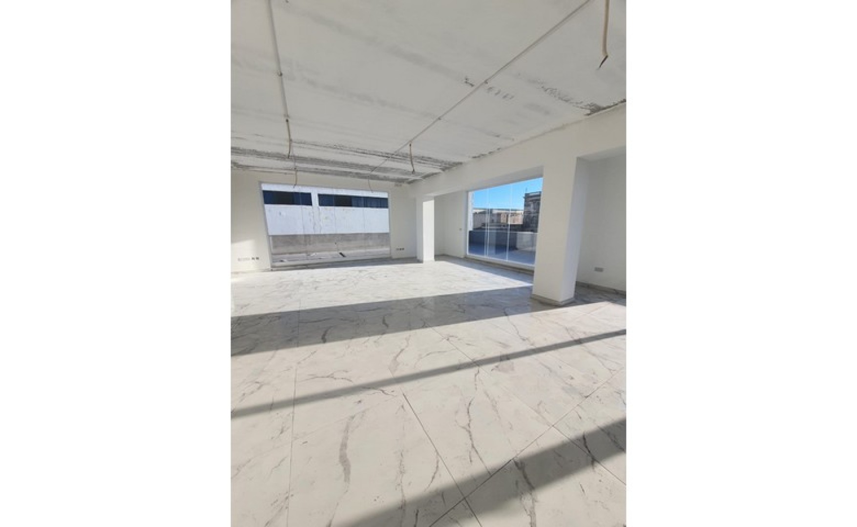 Offices to let Malta: Selection of offices to let in a 1500sqm block in Marsa