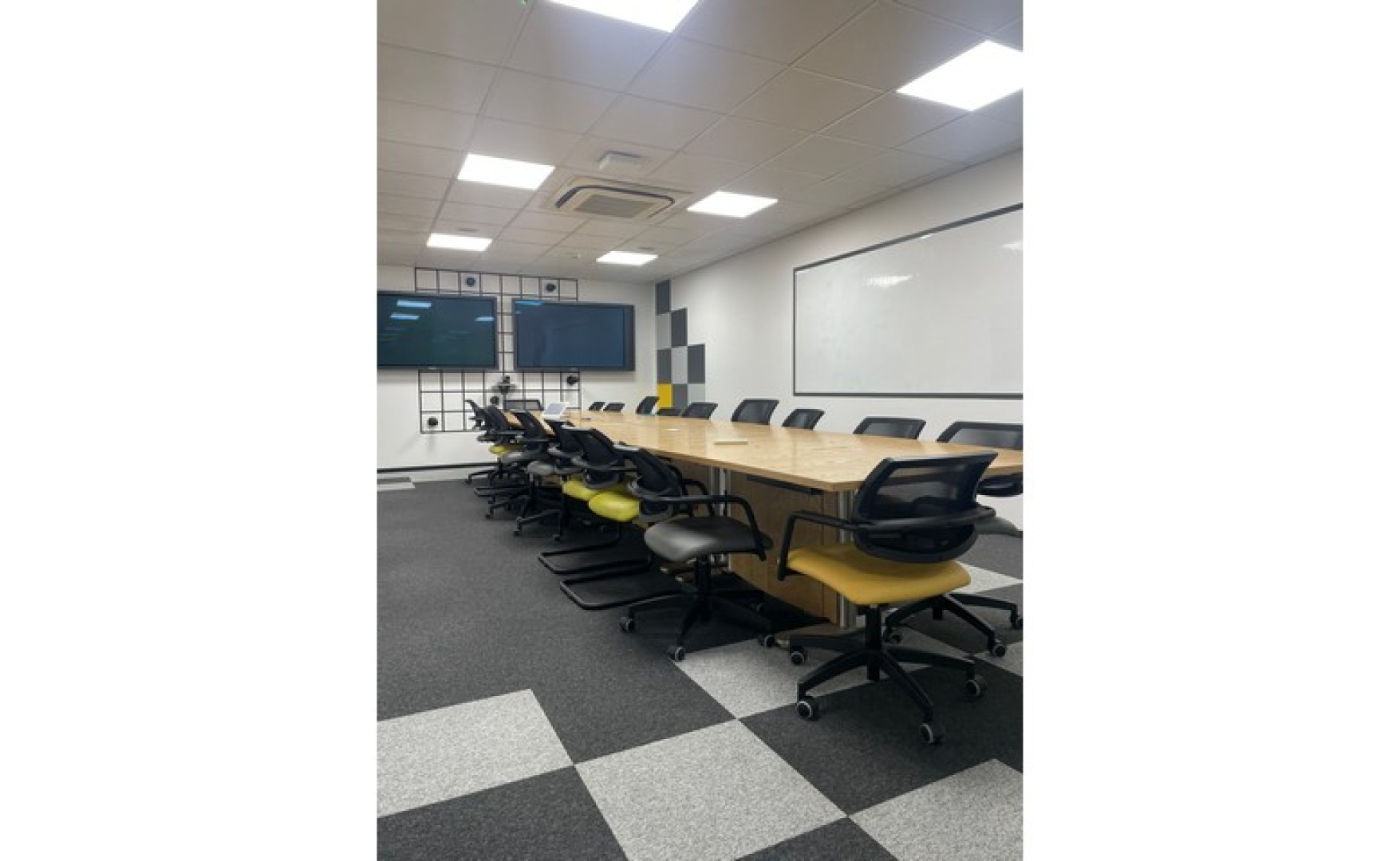 St Venera 1500sqm commercial premises for rent