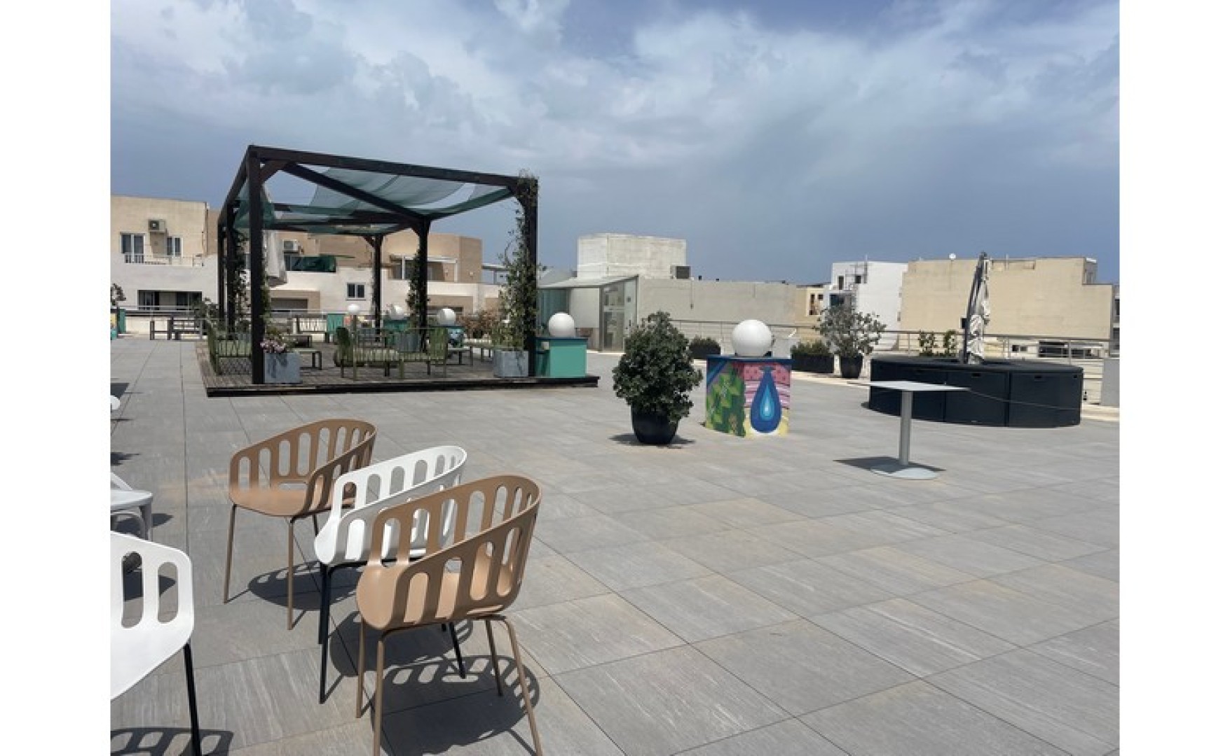 St Venera 1500sqm commercial premises for rent