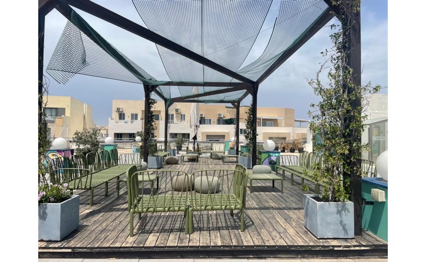 St Venera 1500sqm commercial premises for rent