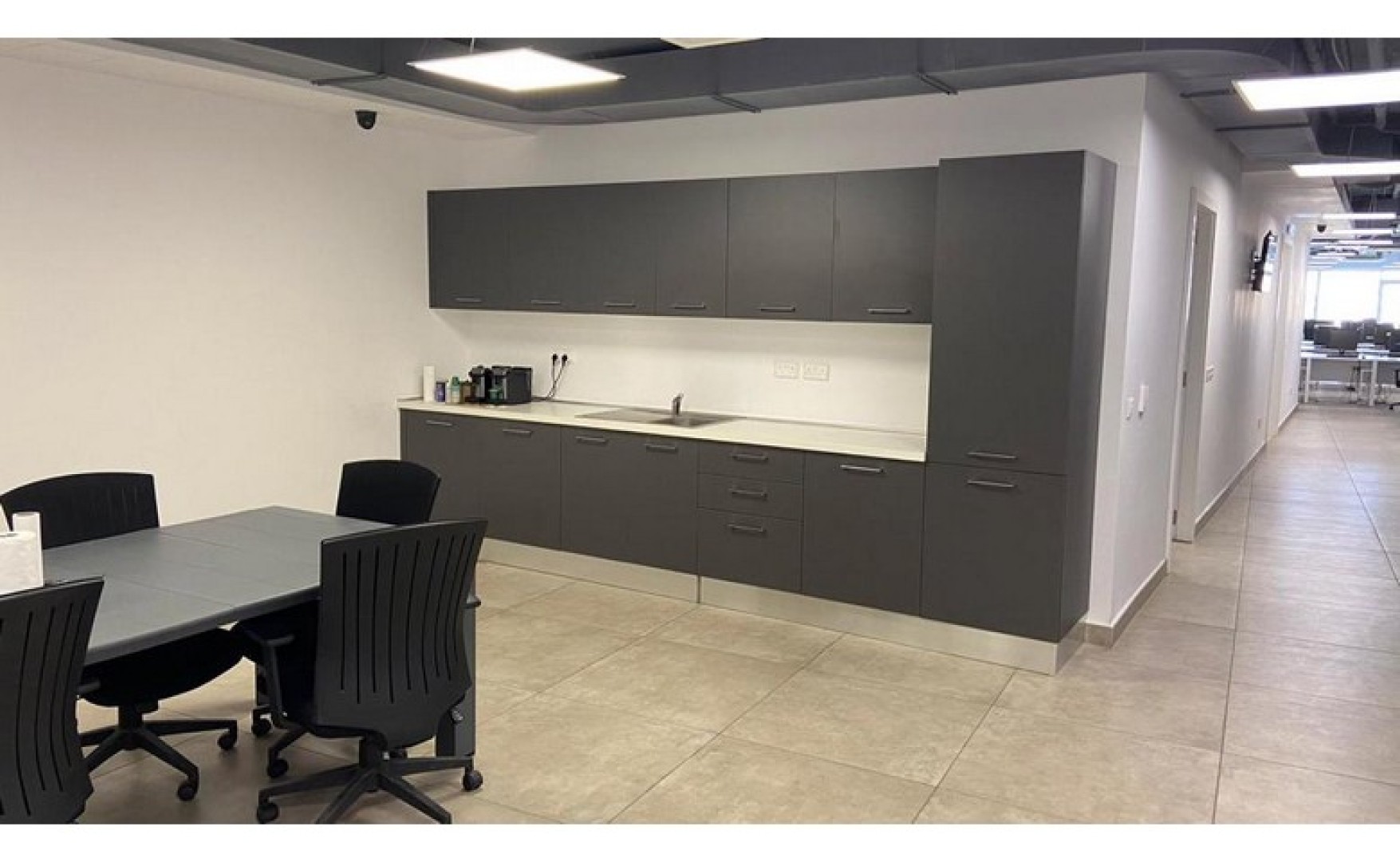 modern Office for rent Pieta with seaviews