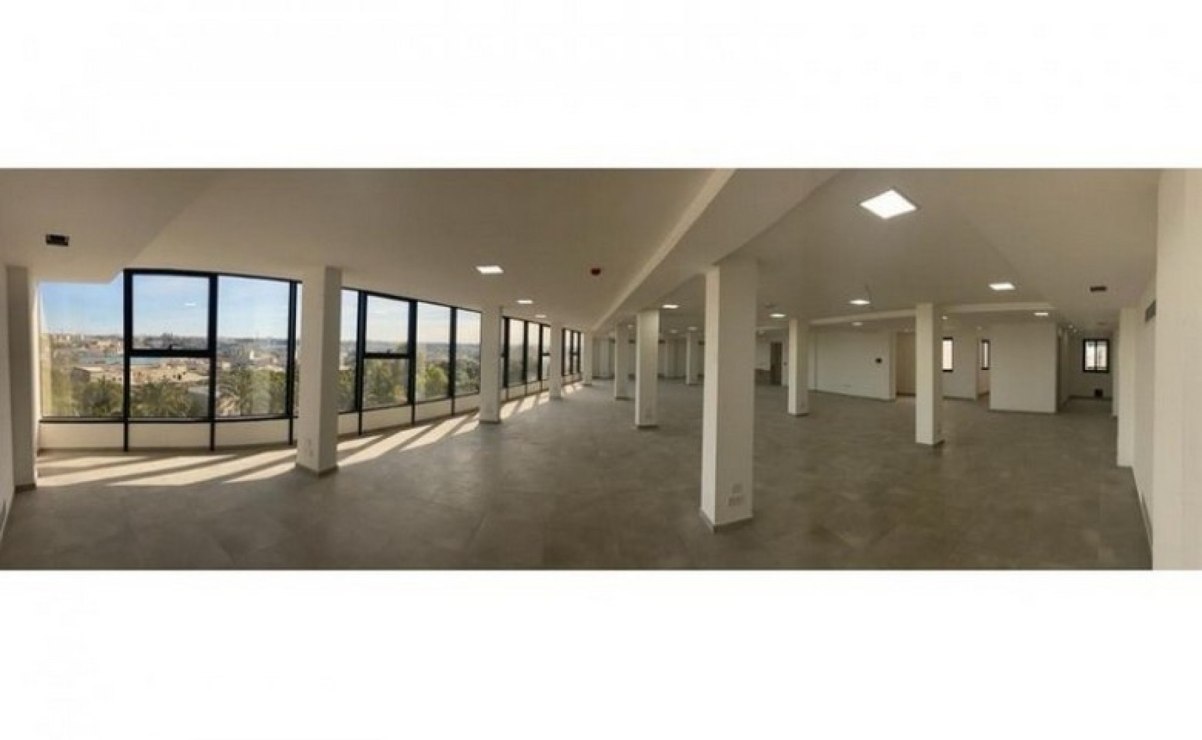 Offices for rent in Malta: Blata l-Bajda 800sqm Brand new Office for rent with Optional Parking and Seaviews