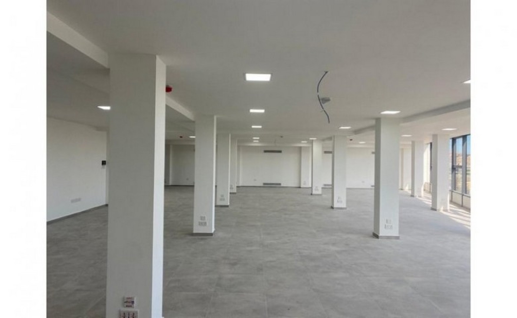 Offices for rent in Malta: Blata l-Bajda 800sqm Brand new Office for rent with Optional Parking and Seaviews