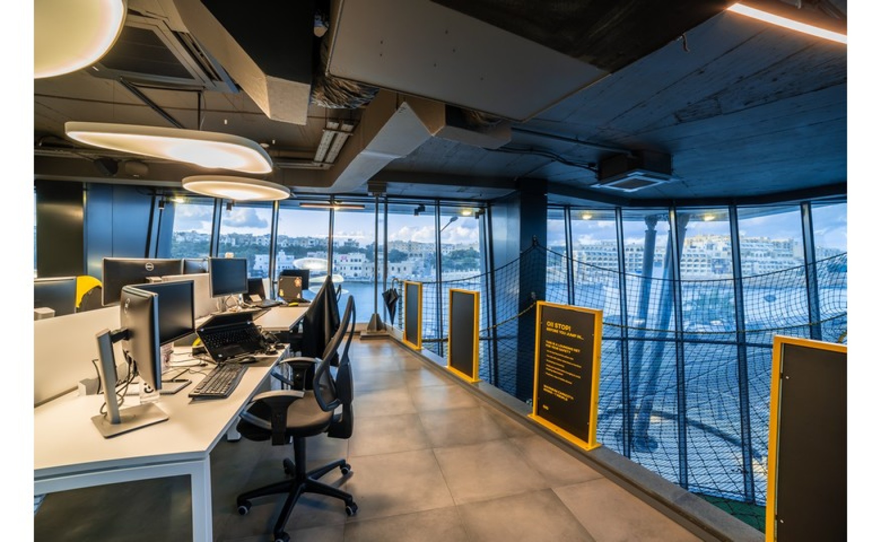Modern Office for rent that over looks the Beach in St Julians