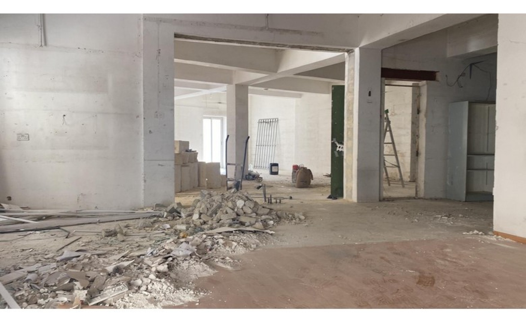 Office to let Malta: Msida 250sqm commercial premises for rent