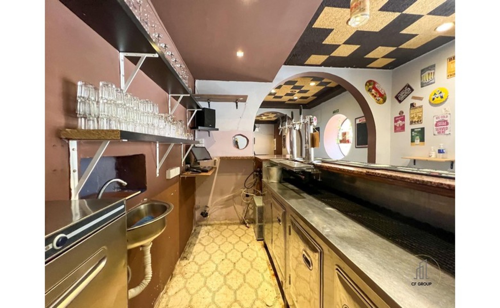 Bar for rent in Sliema