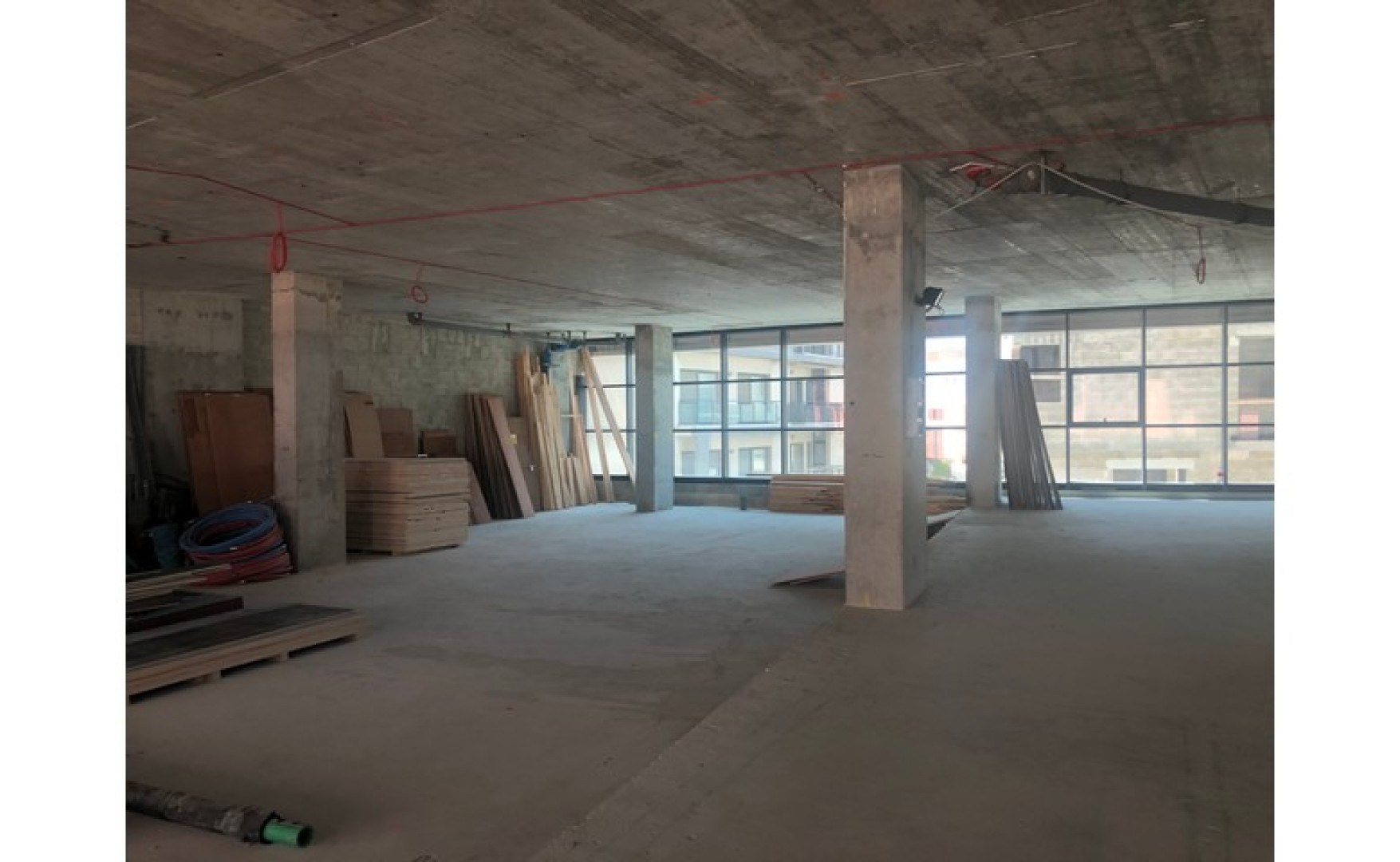 Open plan office for rent at pendergardens