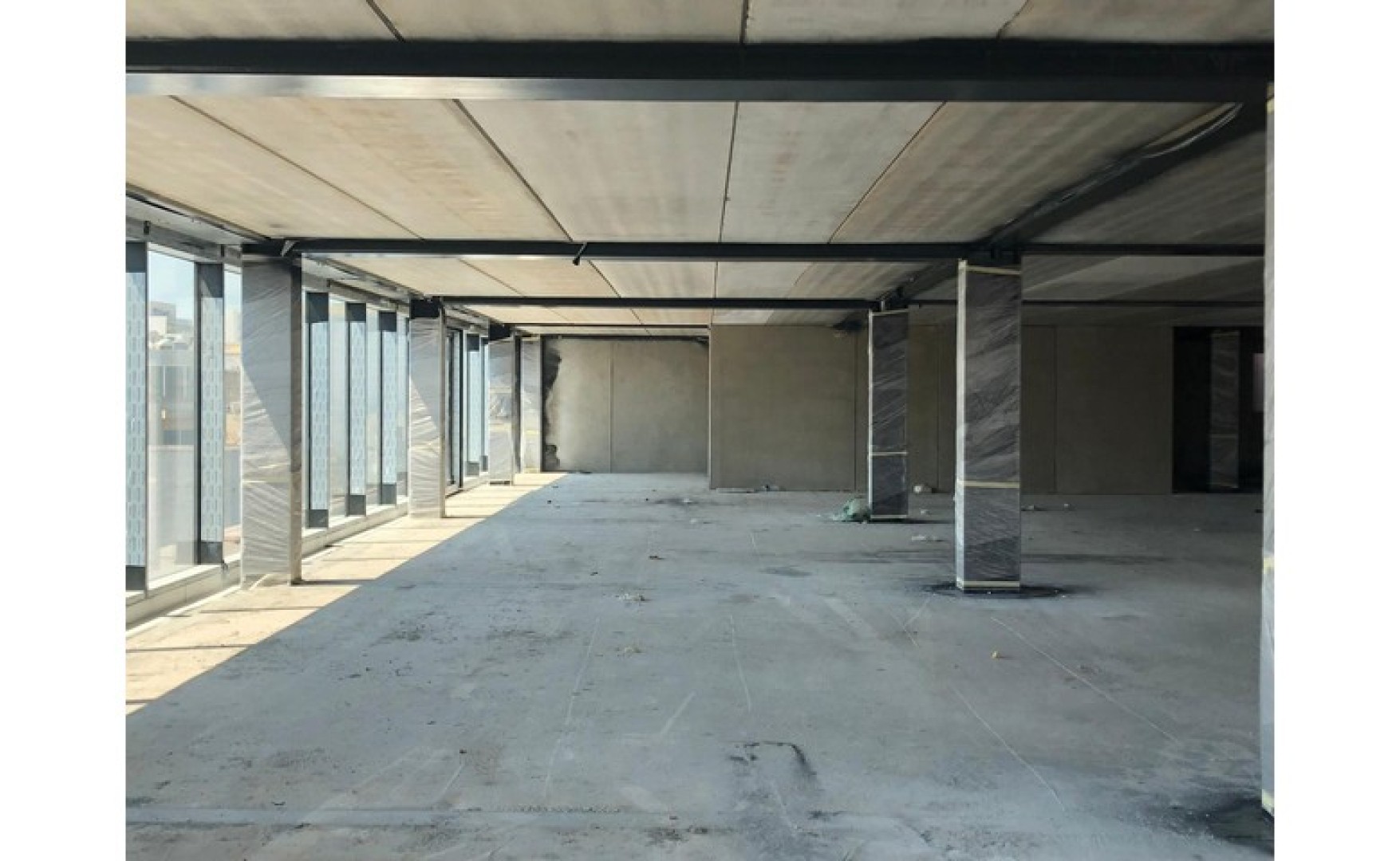 Office for rent in Gzira that has an area of 1900 sqm for rent
