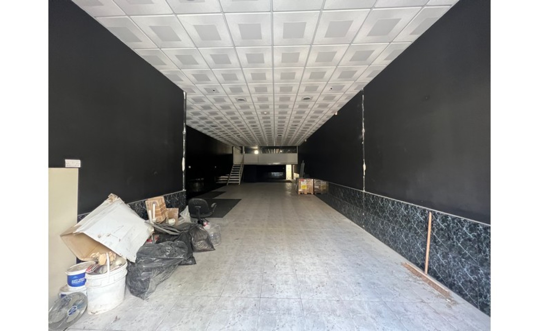 Large showroom For Rent in Qormi