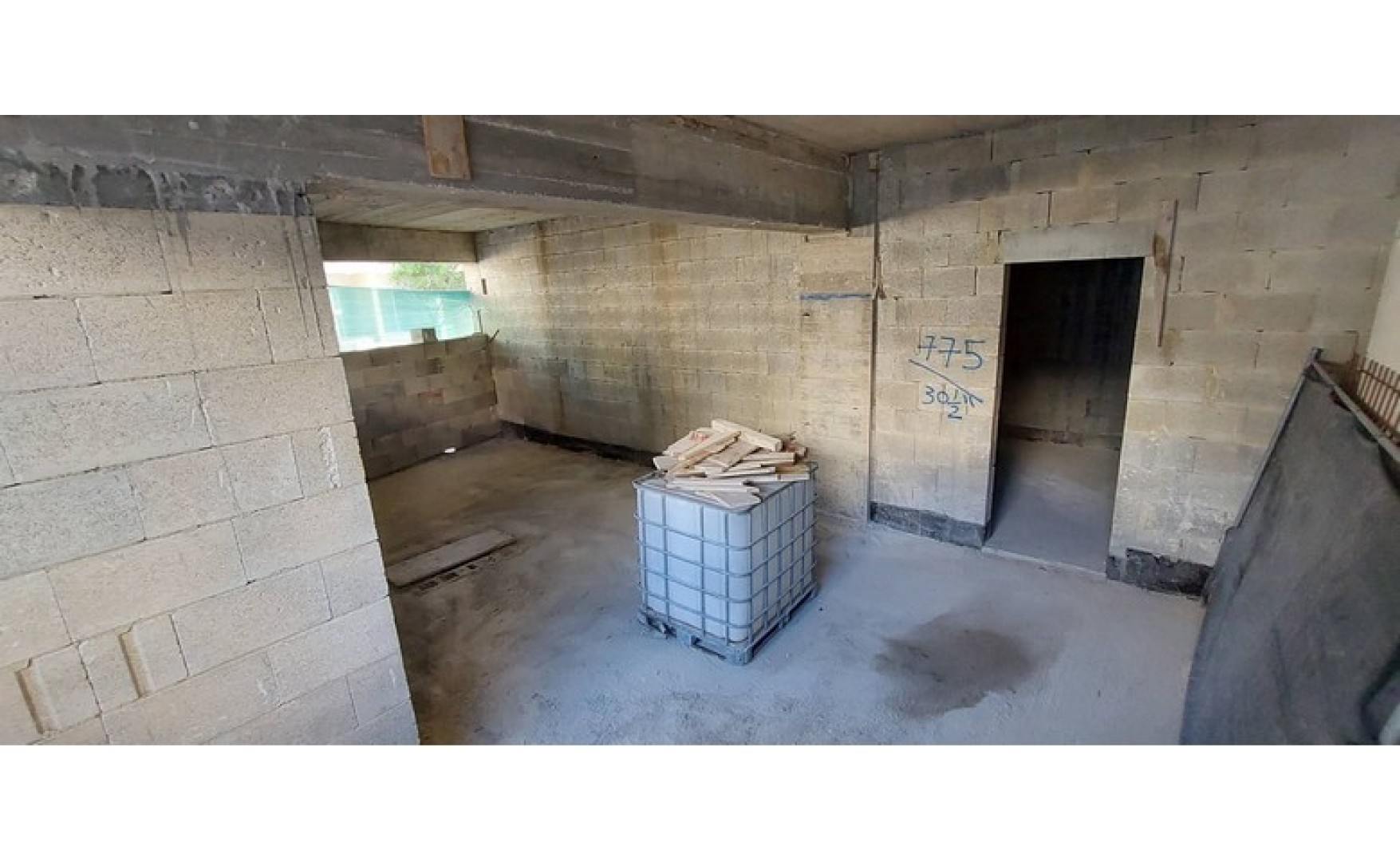 Shop to let in Malta: Naxxar 73 sqm premises for rent