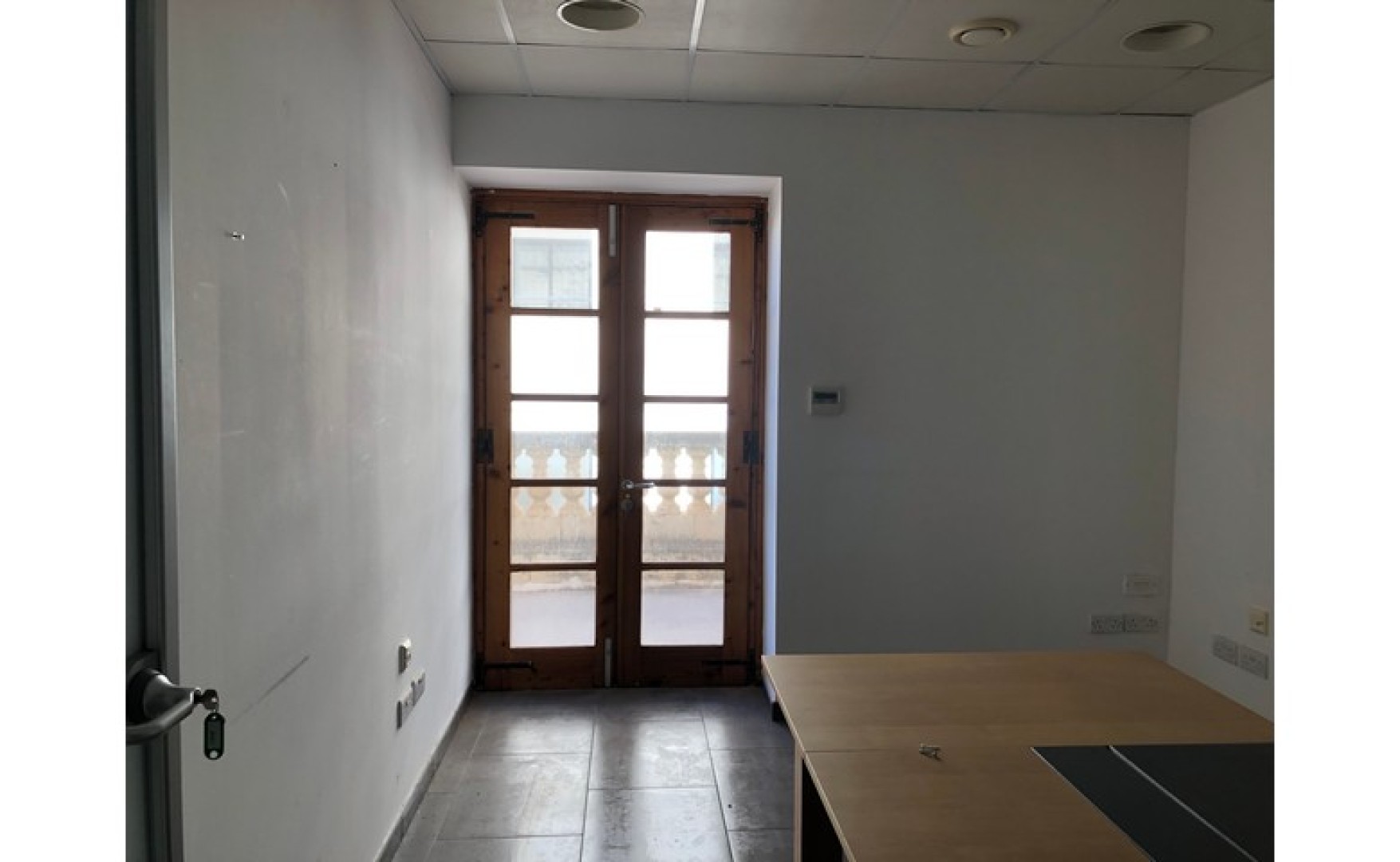 Language School for rent in Sliema