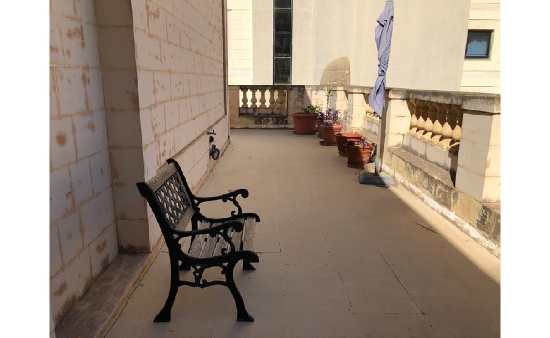 Language School for rent in Sliema