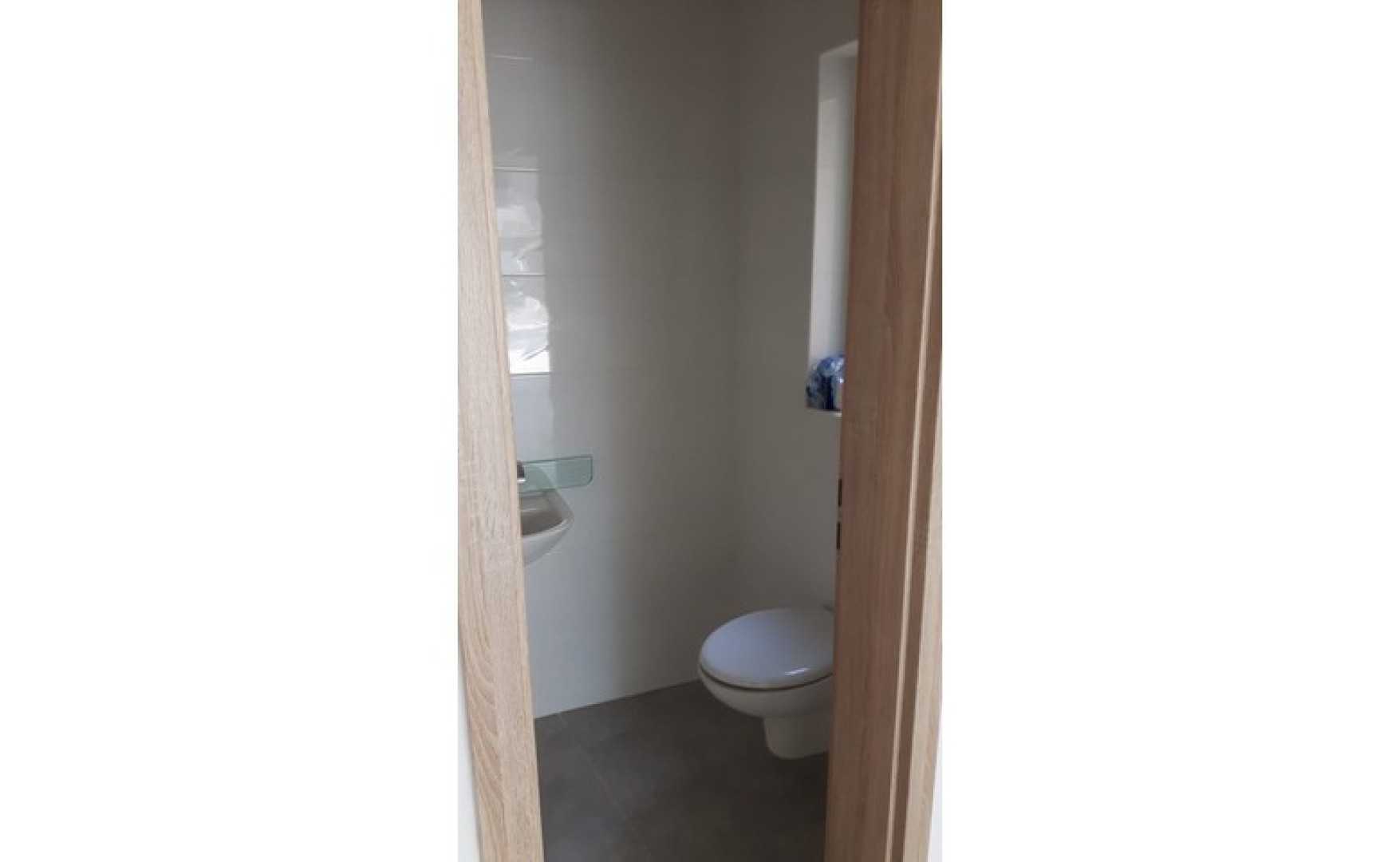 Shops for rent in Malta: Mosta 61sqm class 4b premises