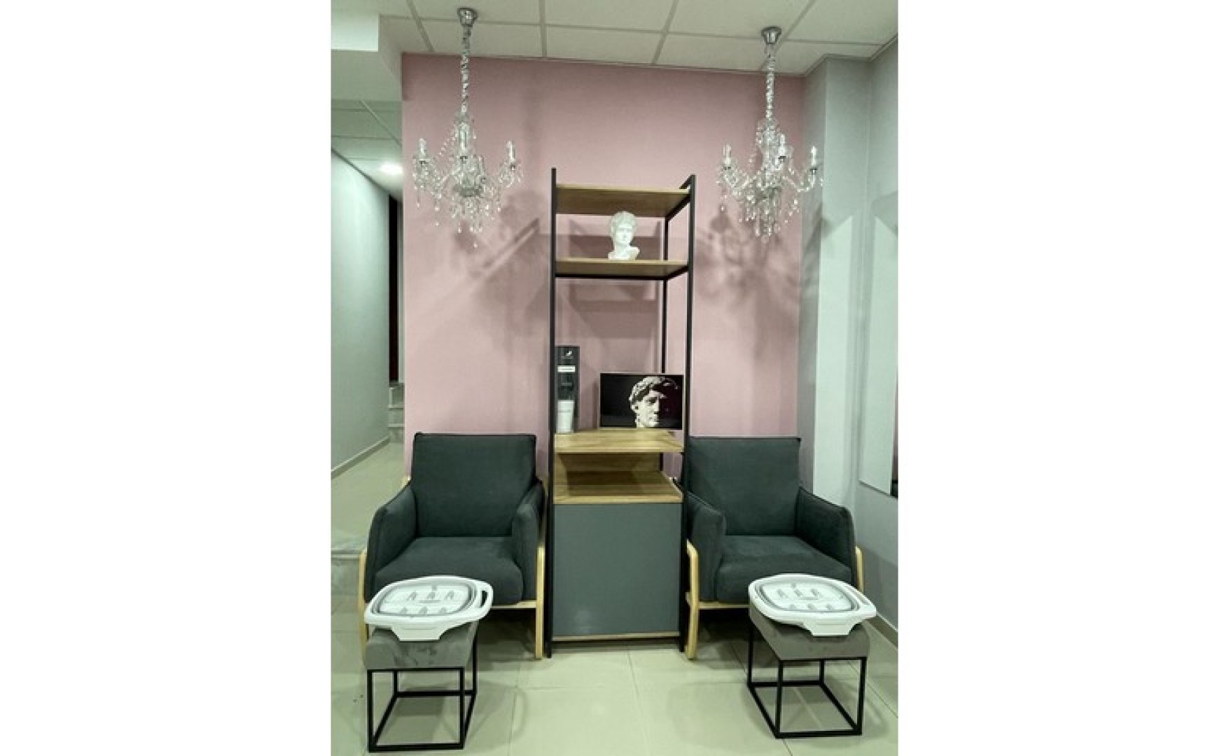 Shops for rent in Malta: Sliema 60sqm commercial premises with class 4B permits
