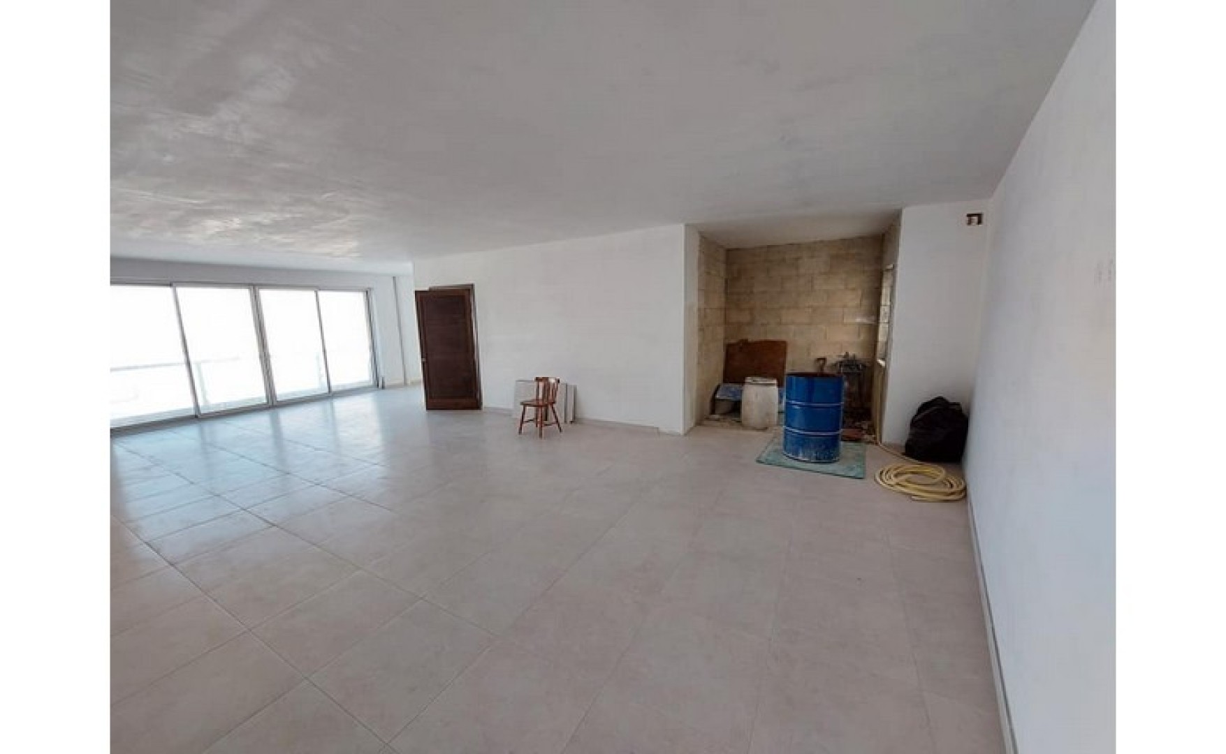 Office or clinic to let Mosta - 175sqm commercial premises for rent