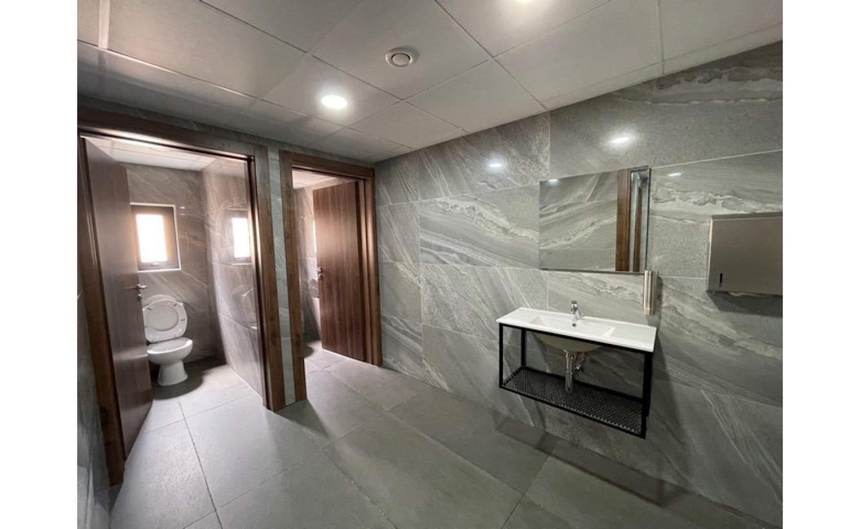 Modern Office for rent in Naxxar with parking