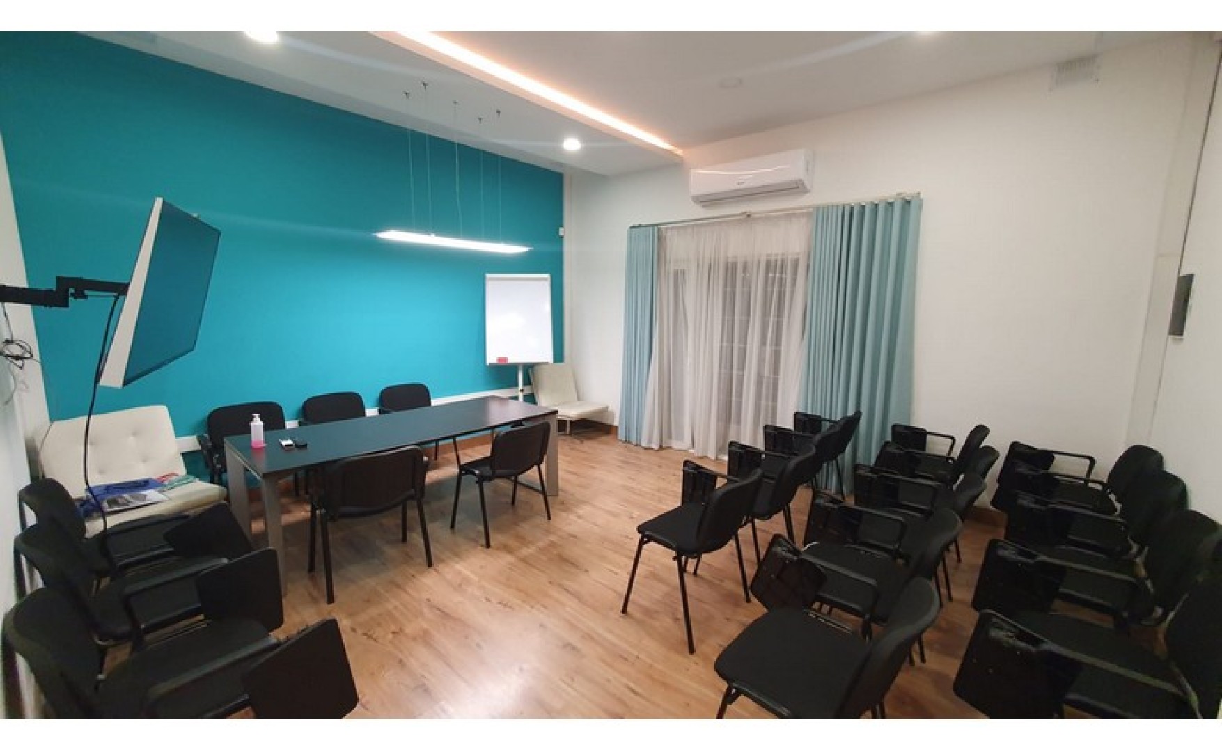 Office to let in Mriehel with an area of 350sqm