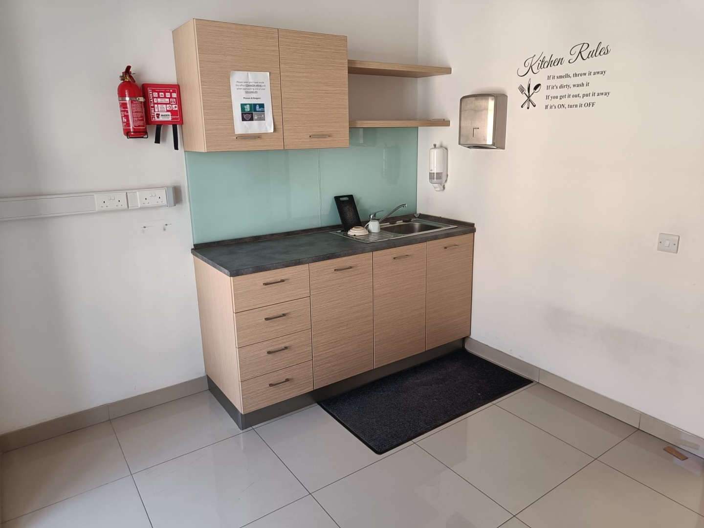 Offices to let Malta: Spacious and Bright Office in Naxxar