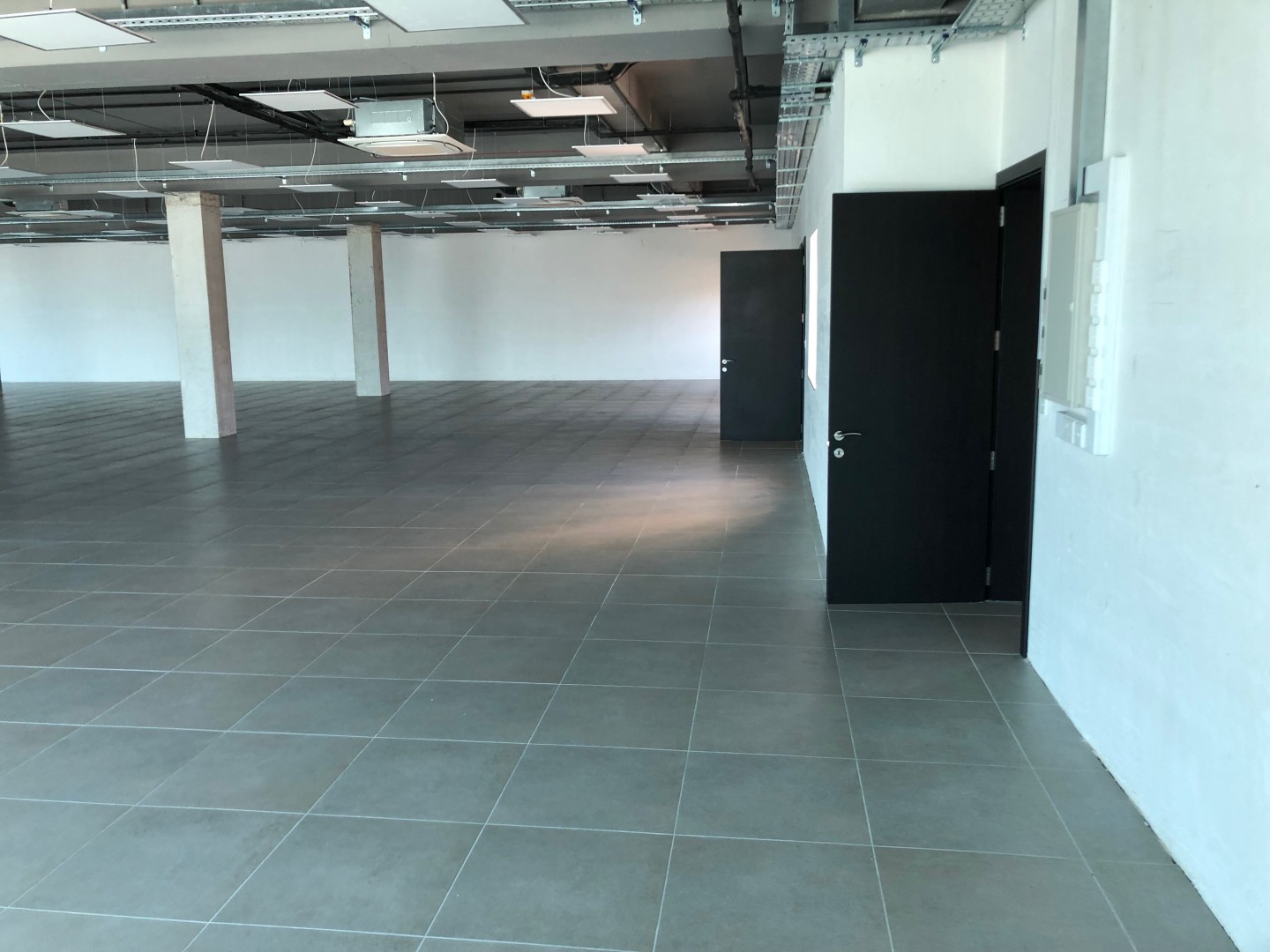 Mriehel Modern 500sqm commercial property for rent
