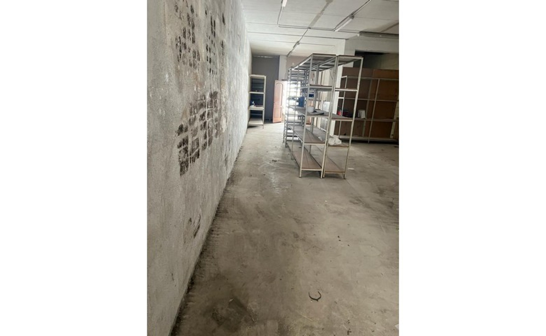 Office in Malta: Mriehel 400sqm commercial premises for rent/sale