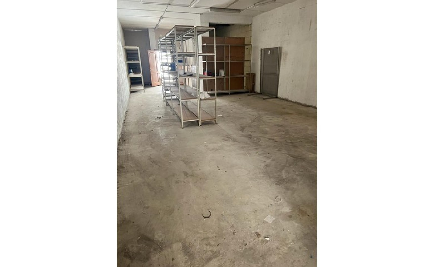 Office in Malta: Mriehel 400sqm commercial premises for rent/sale