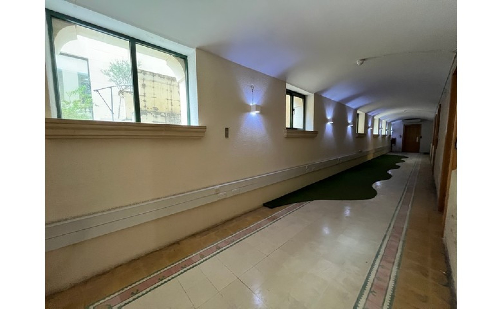 Office to let Malta: 170sqm commercial property in Sliema