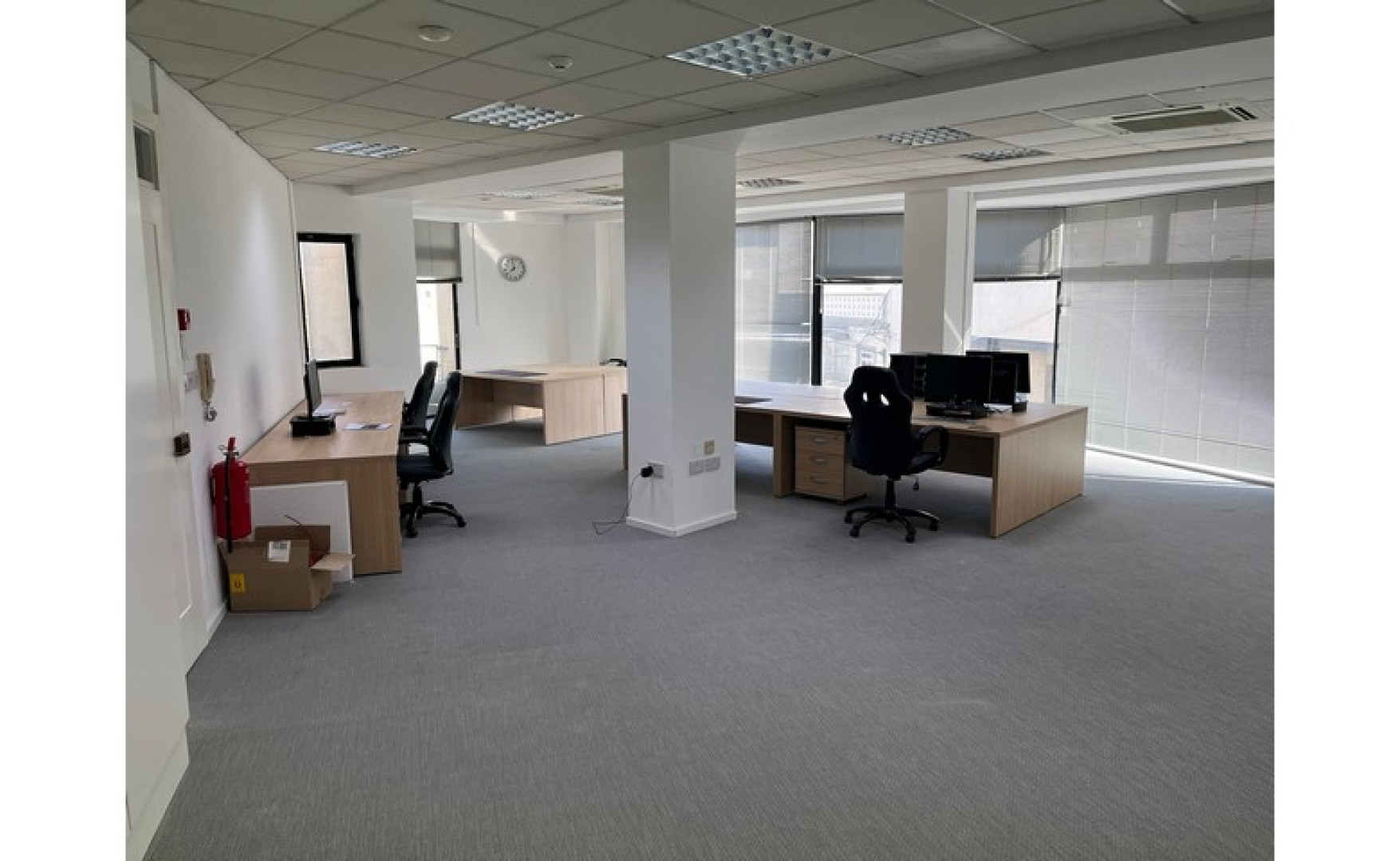 Offices to let in Malta: Gwardamangia 135sqm Office to let in a smart Building , optional parking available