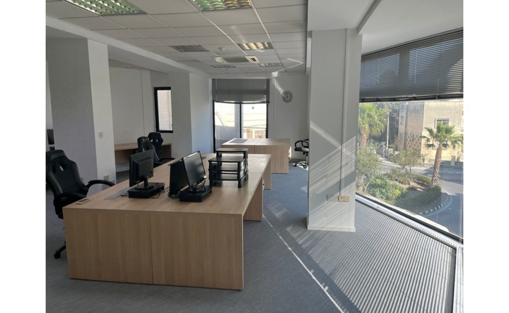 Offices to let in Malta: Gwardamangia 135sqm Office to let in a smart Building , optional parking available